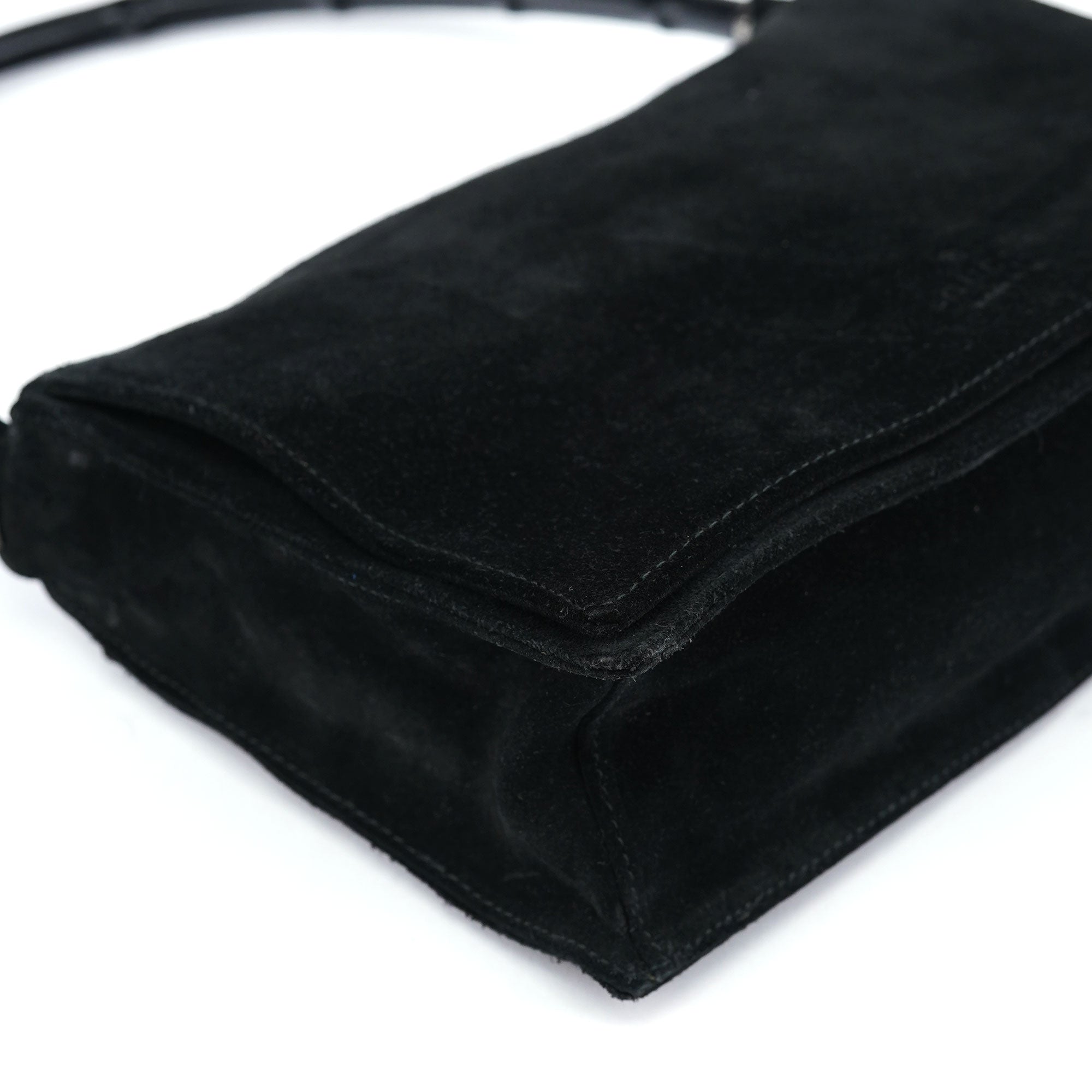 Gucci Sac porté épaule Bamboo à rabat en daim noir