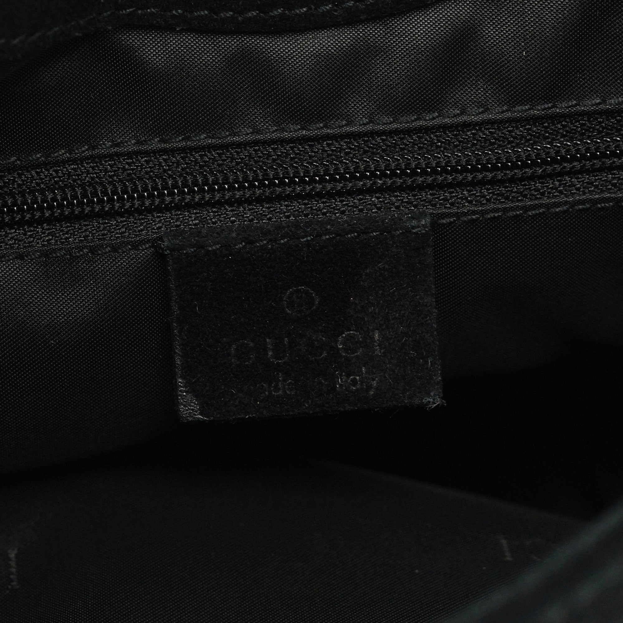 Gucci Sac porté épaule Bamboo en daim noir