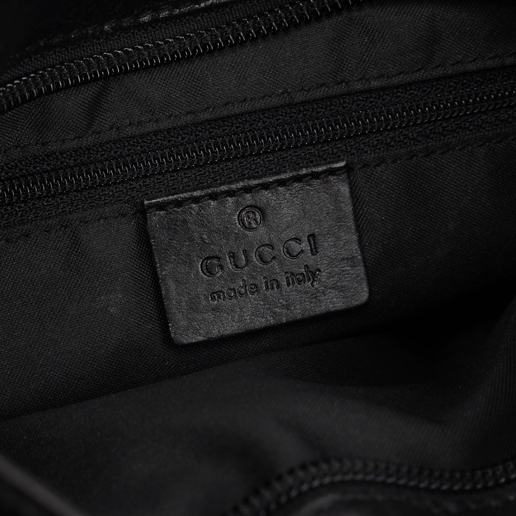 Gucci Sac hobo GG en daim noir