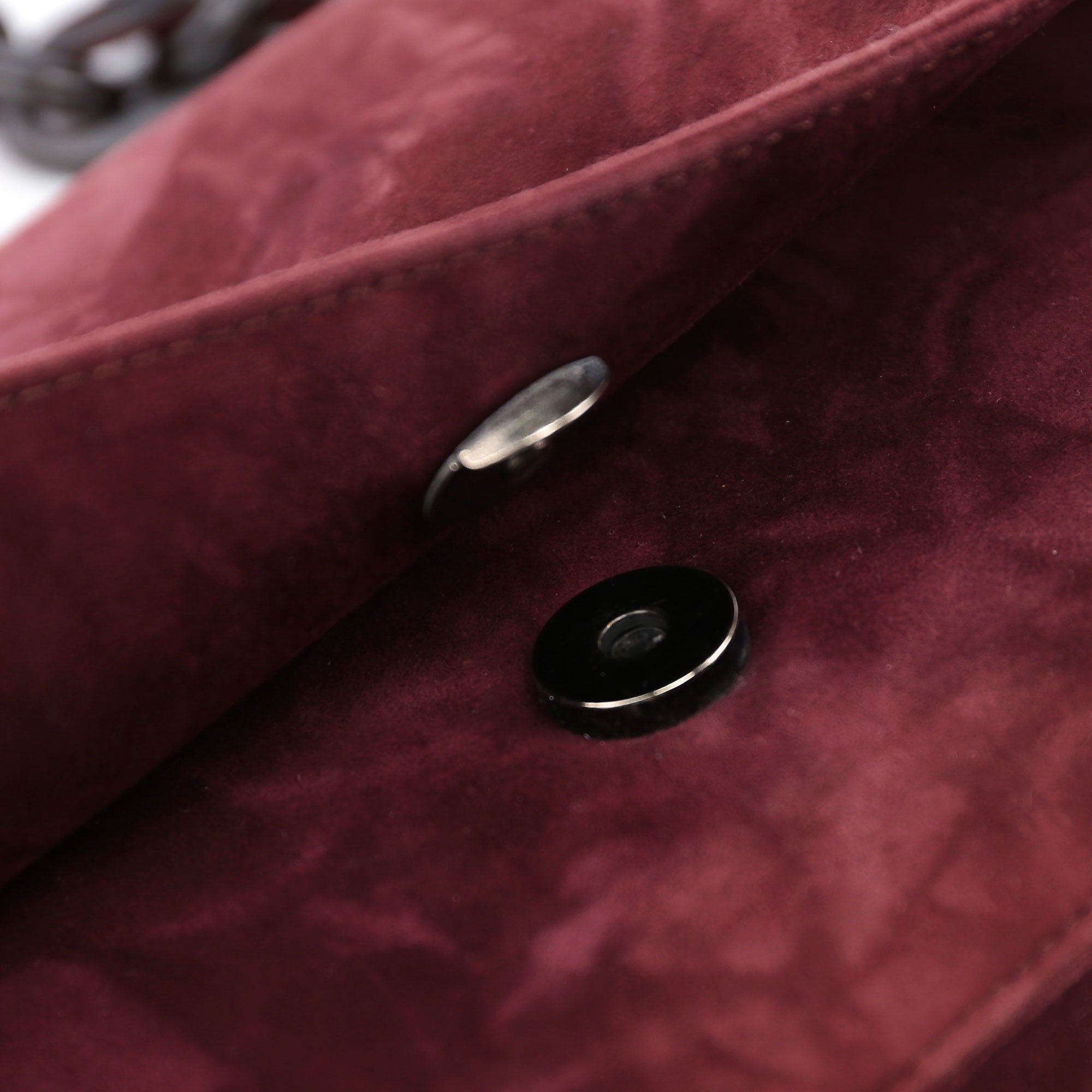 Gucci Sac porté épaule à chaîne en daim bordeaux