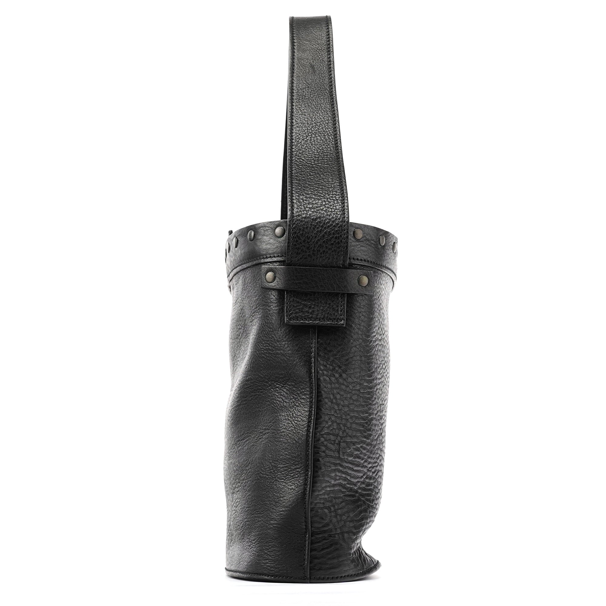 Gucci Fall 2002 Black Leather Hinged Frame Bucket Bag
