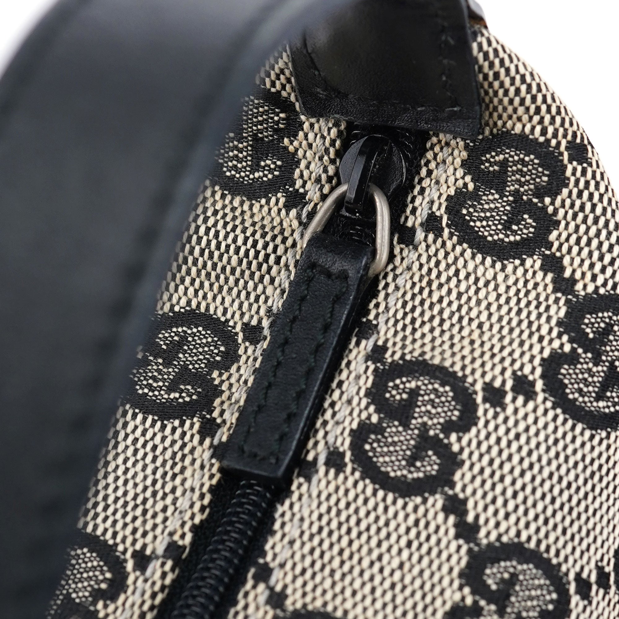 Gucci Sac à main en toile GG grise et noire