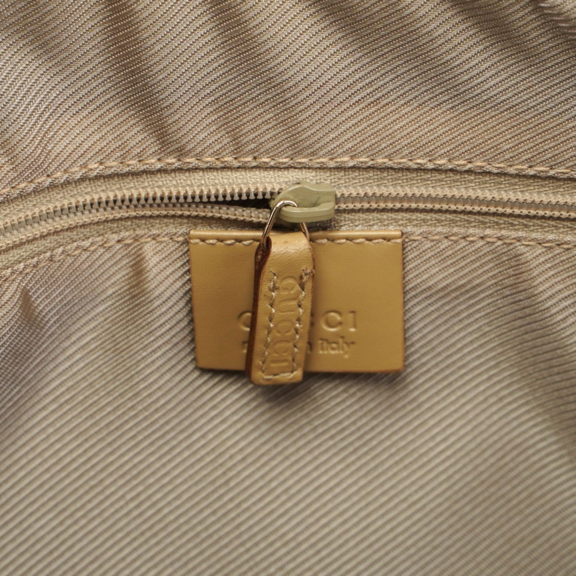 Gucci Gucci Beige Leather Bag