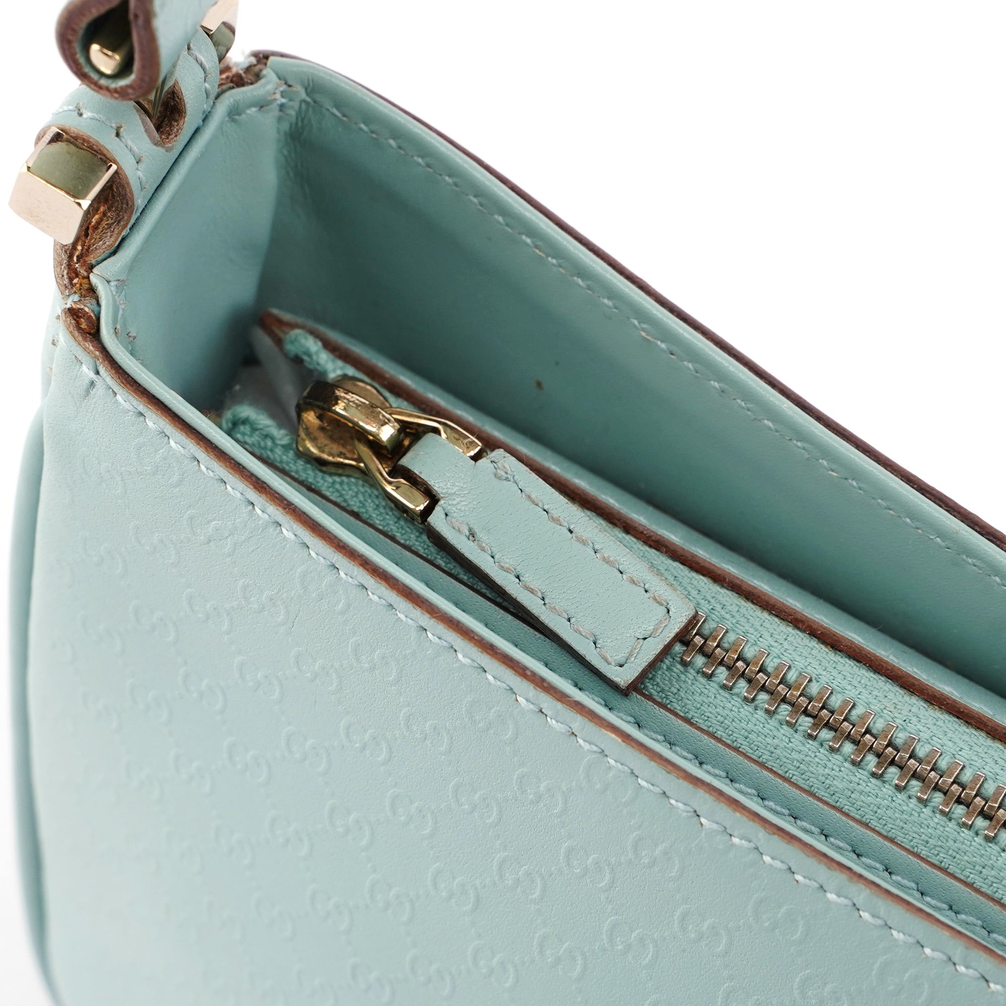 Gucci Sac hobo Micro GG en cuir bleu clair