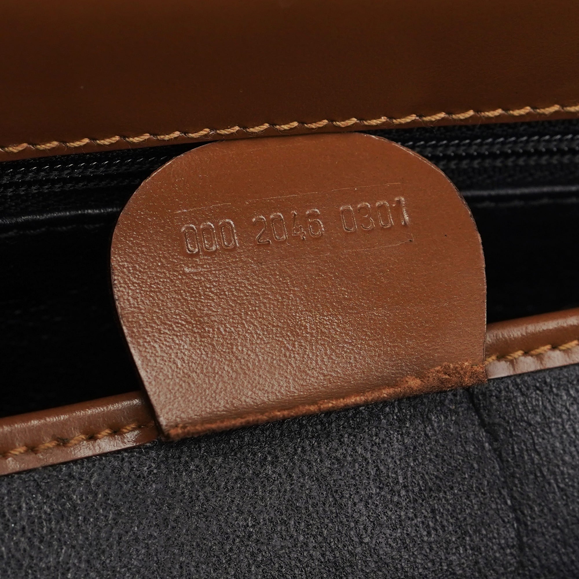 Gucci Pochette portée épaule en cuir verni marron clair