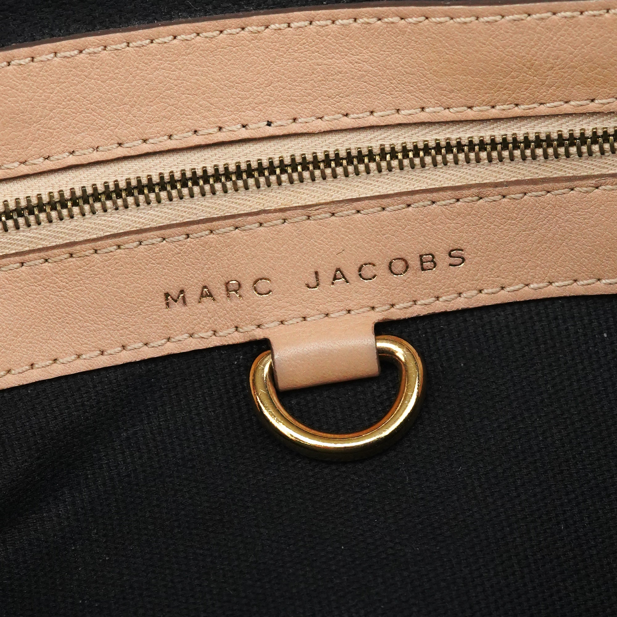Marc Jacobs Sac à poignée en cuir beige