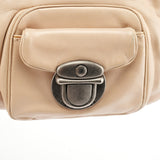 Marc Jacobs 2-Way Tasche mit Turnlock aus Leder in Beige