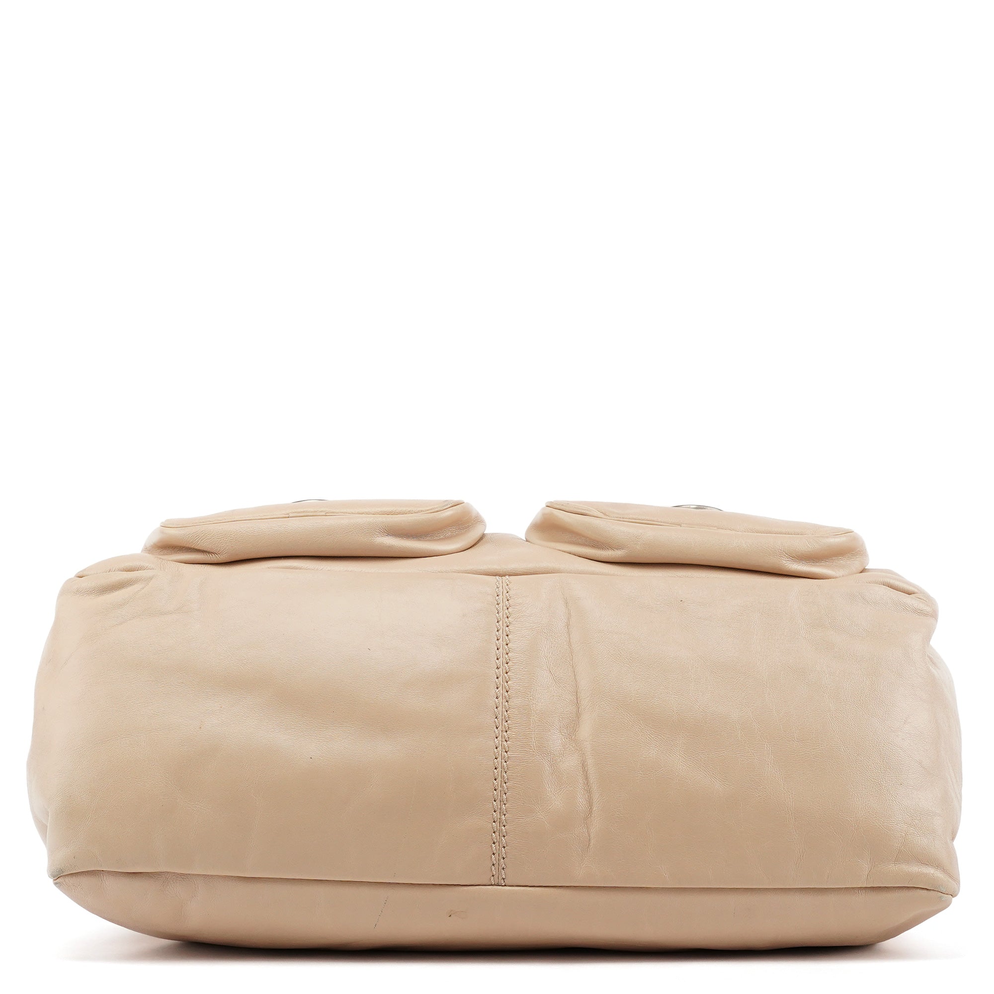 Marc Jacobs 2-Way Tasche mit Turnlock aus Leder in Beige