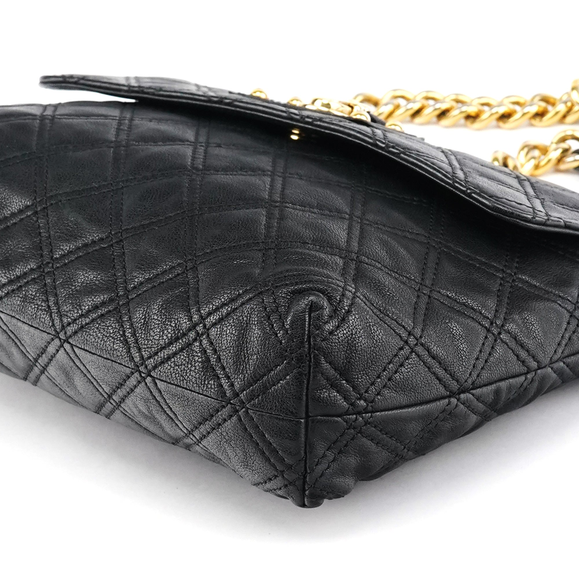 Marc Jacobs Black Quilted Leather Chain Shoulder Bag