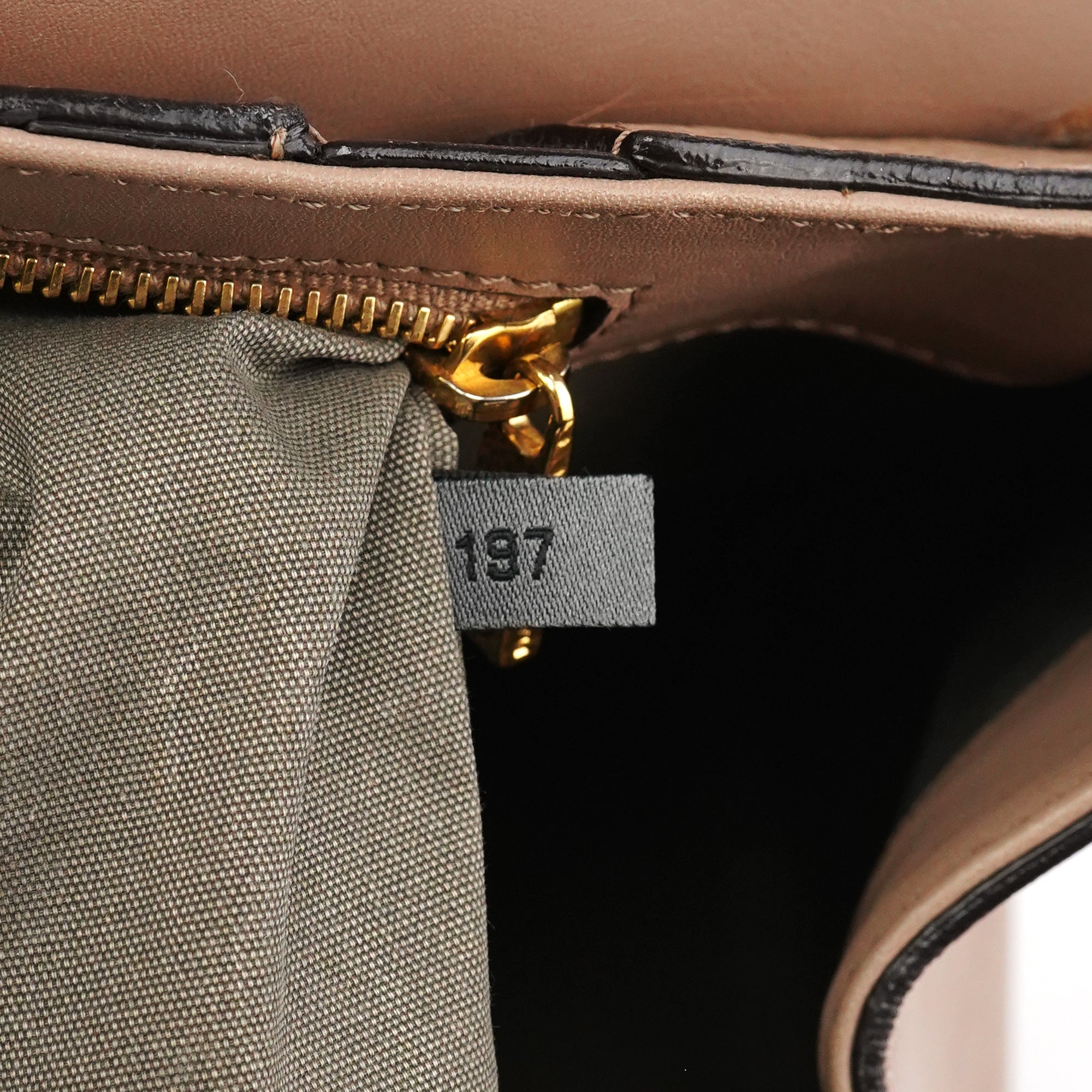 Marc Jacobs Greige Leather Thompson Top Handle Bag