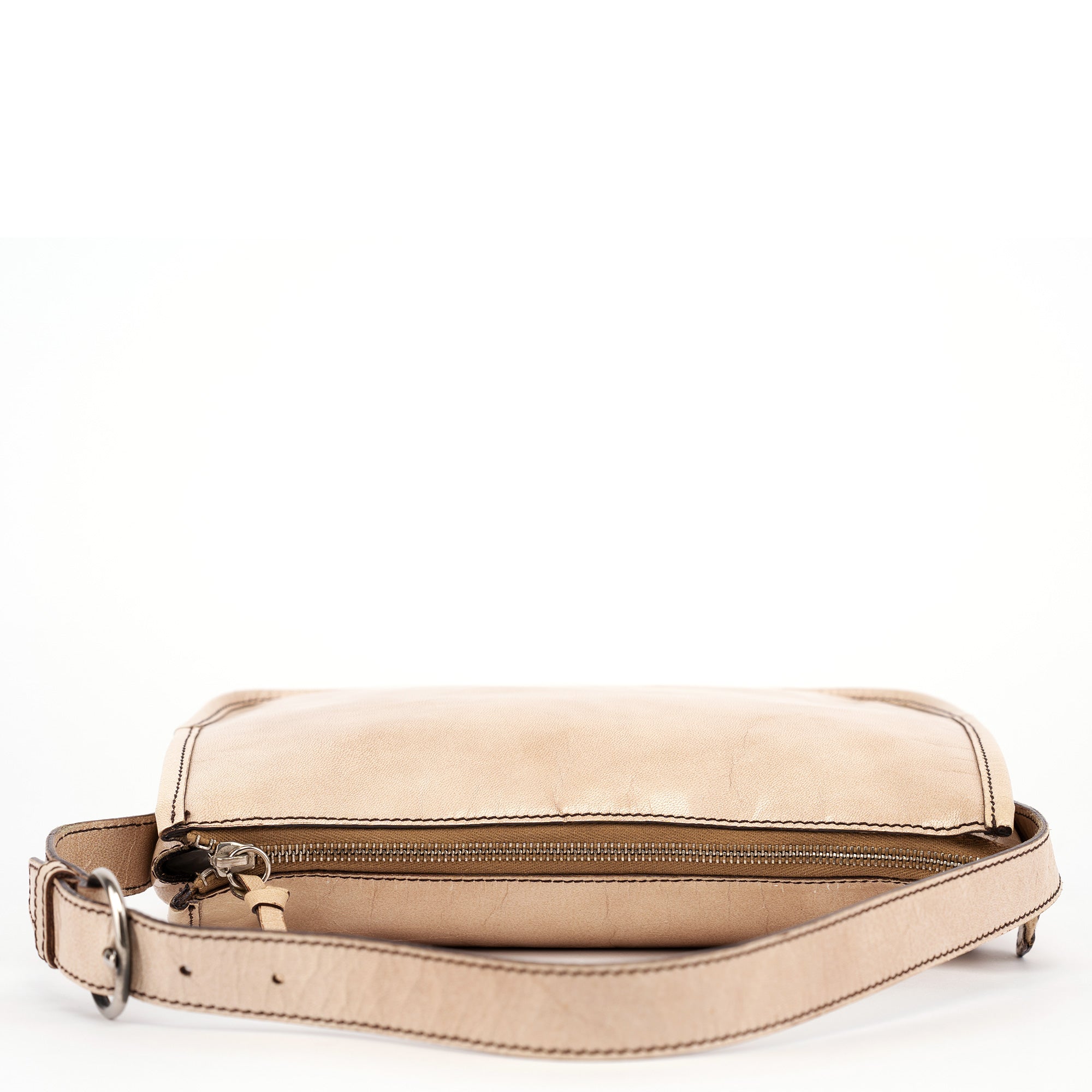 Miu Miu Sac hobo en cuir d'agneau beige