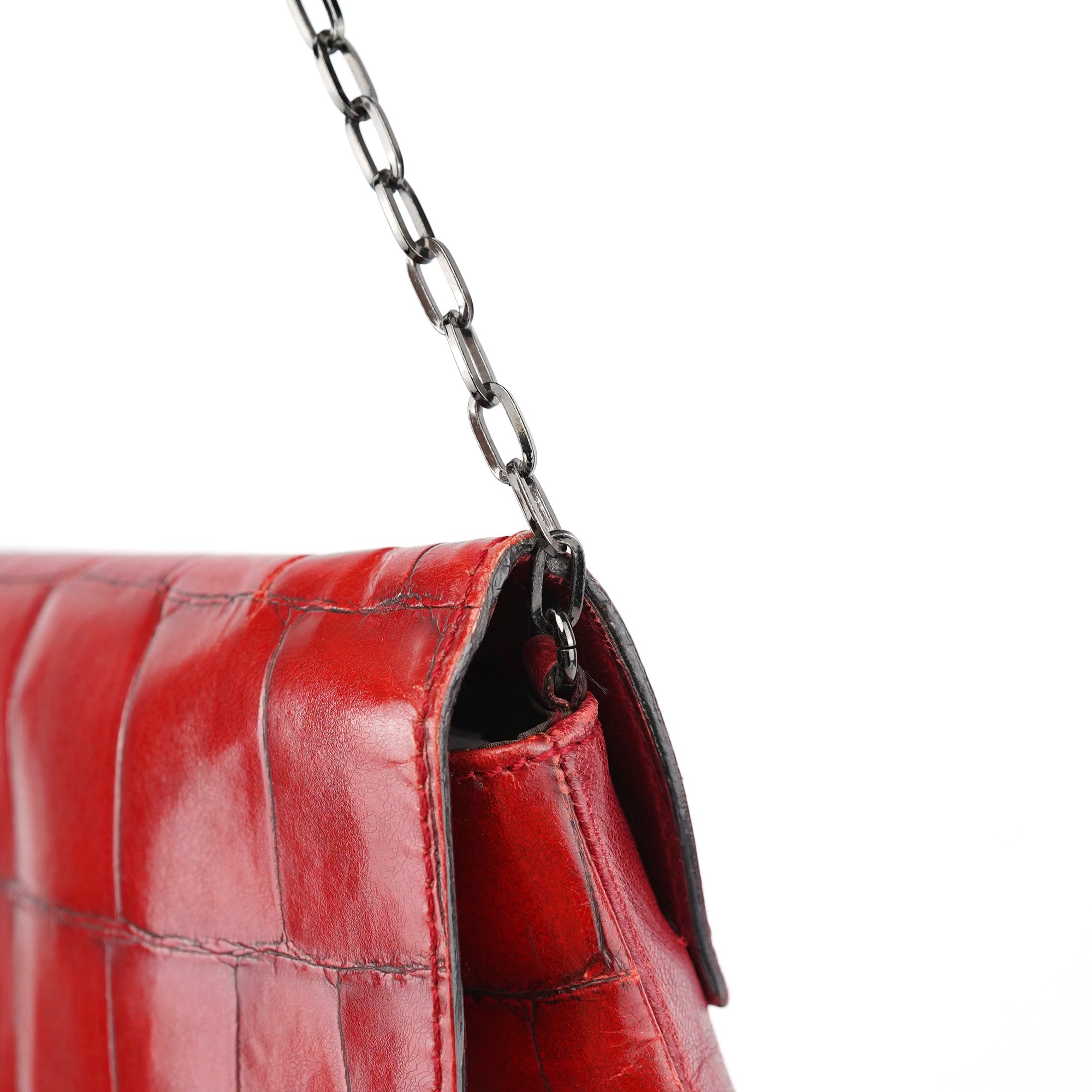 Miu Miu Sac porté épaule à nœud et chaîne en cuir embossé façon croco bordeaux