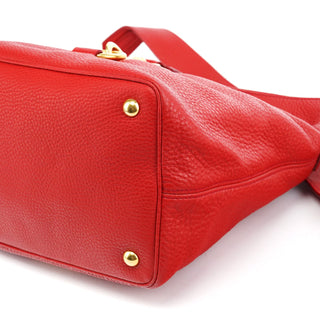 Miu Miu Red Pebbled Leather Piston Shoulder Bag