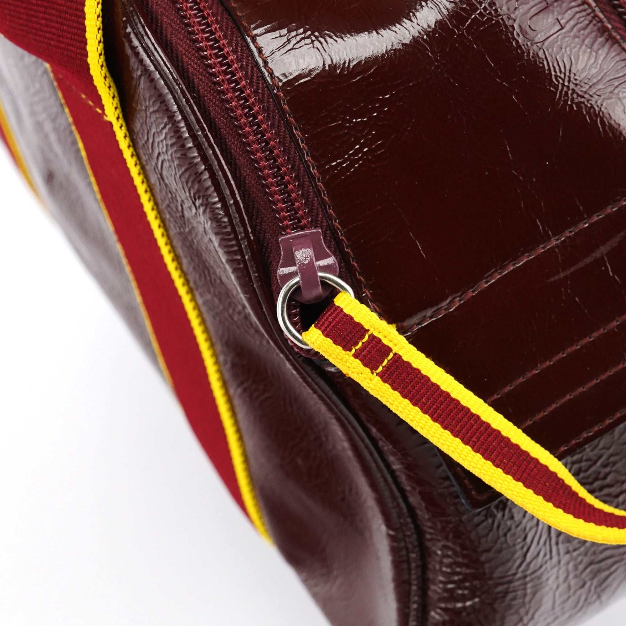 Miu Miu Printemps 2000 Sac bowling en cuir verni bordeaux