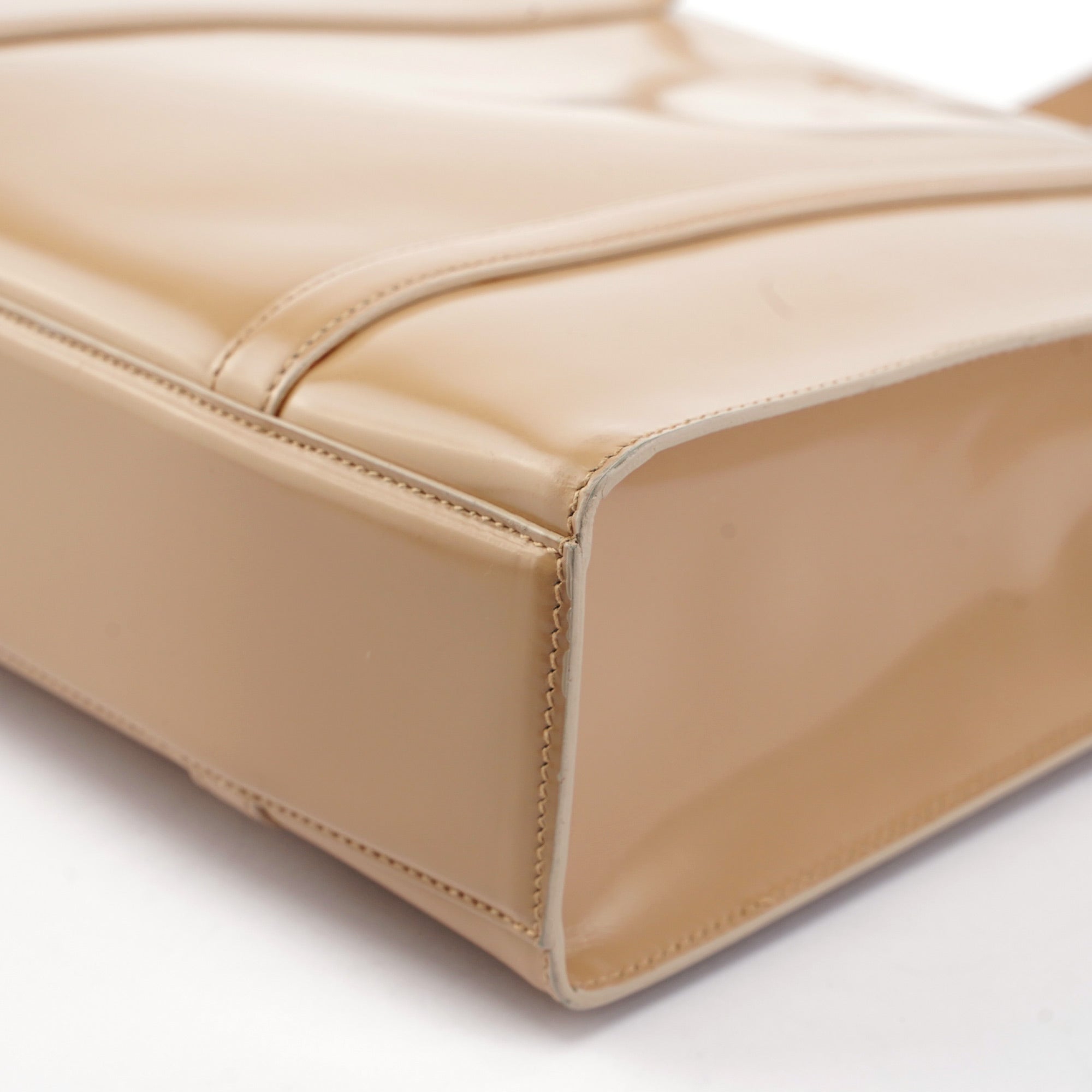 Prada 1995 Sac cabas Spazzolato en cuir verni beige