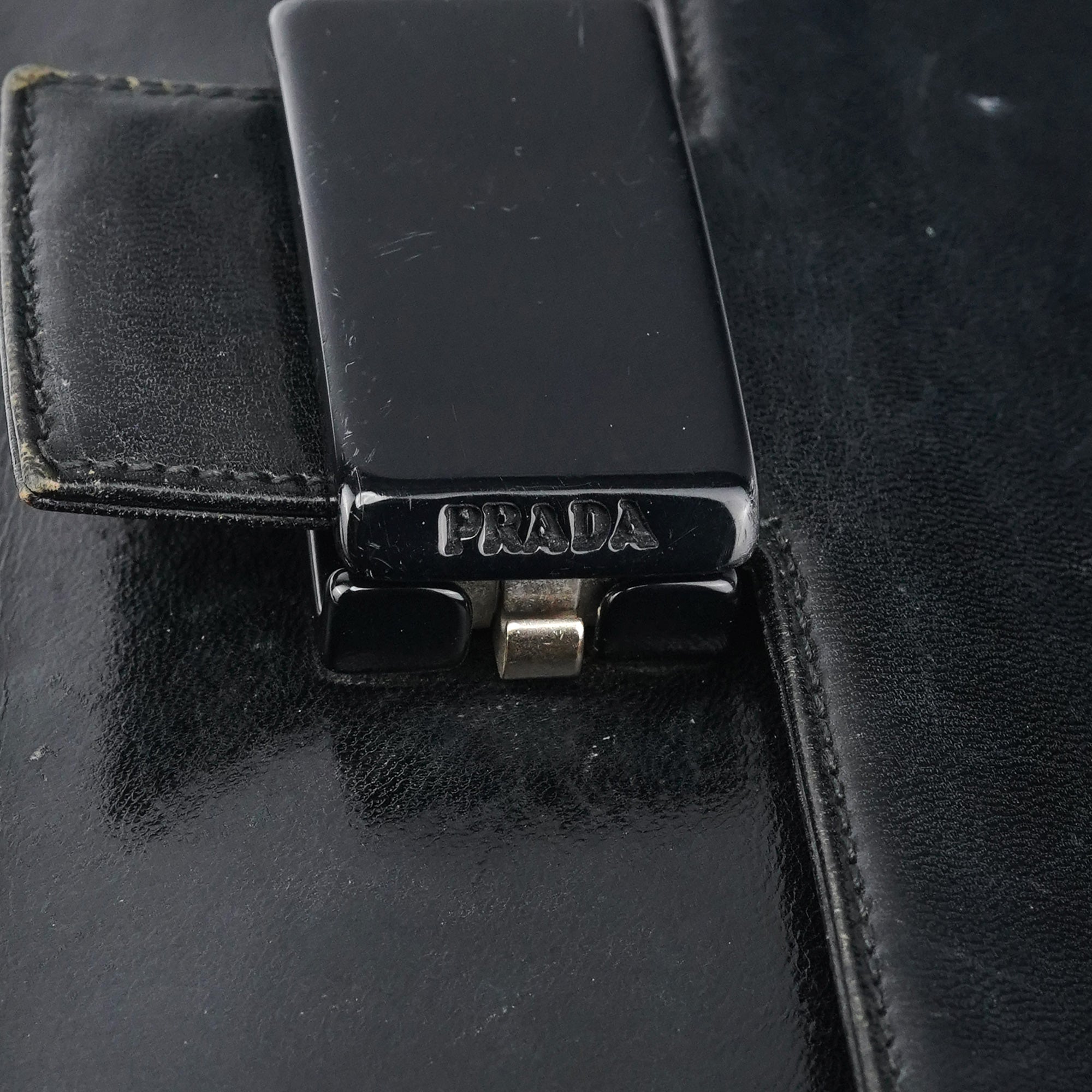 Prada 1996 Sac porté épaule Madras Swing en cuir noir