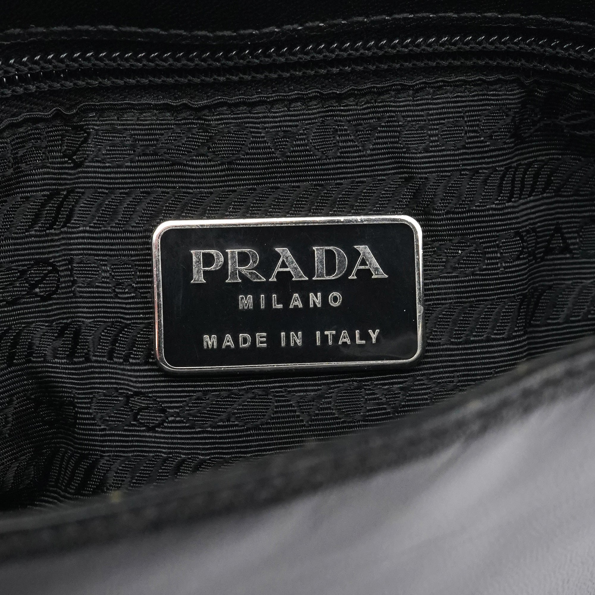 Prada 1996 Black Vitello Swing Calfskin Chain Shoulder Bag