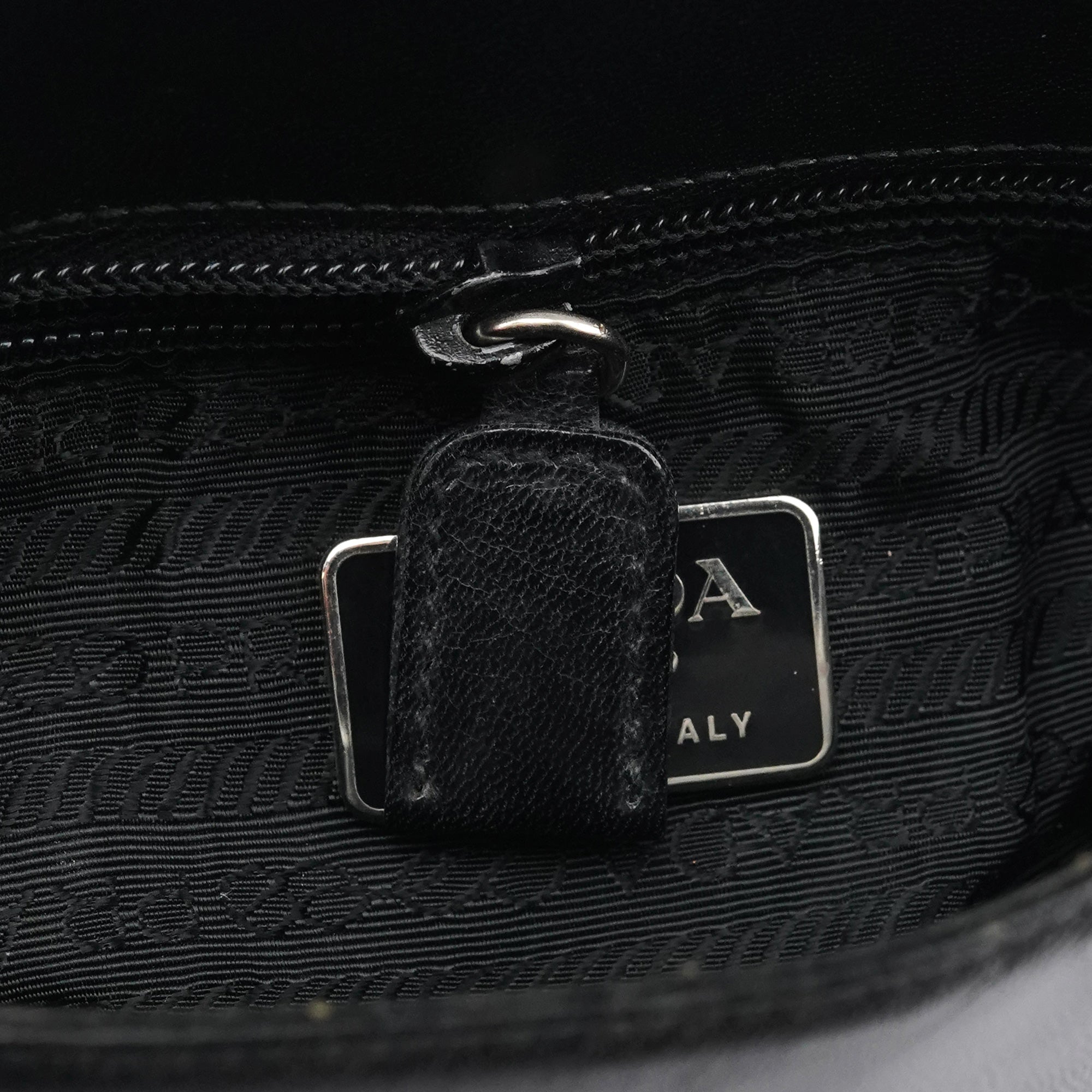 Prada 1996 Black Vitello Swing Calfskin Chain Shoulder Bag