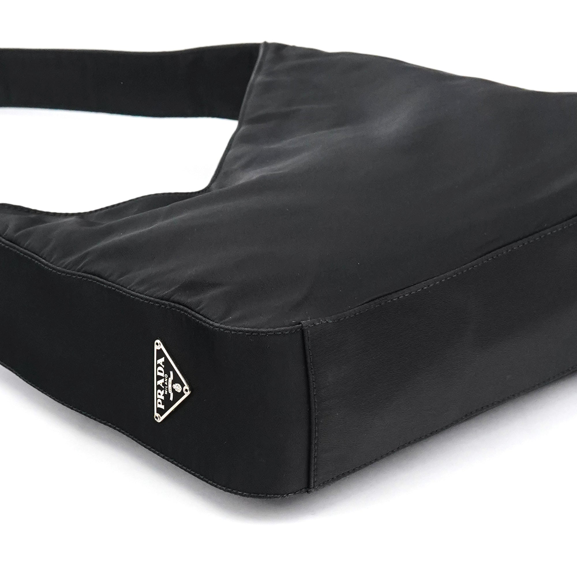 Prada 1998 Schultertasche Tessuto Asim aus schwarzem Nylon