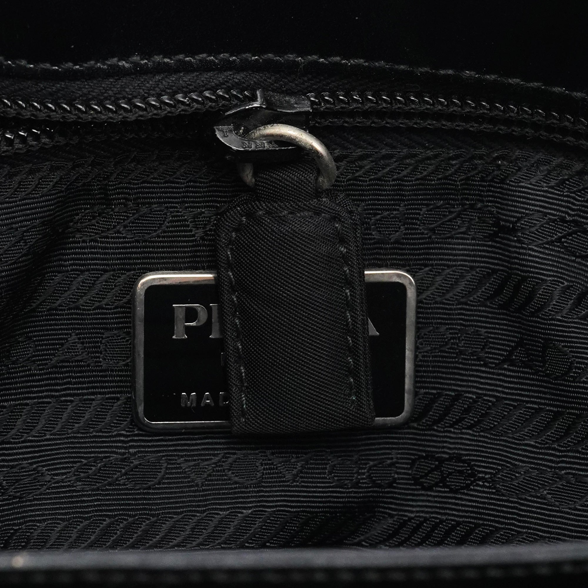 Prada 1998 Black Tessuto Metallo Shoulder Bag
