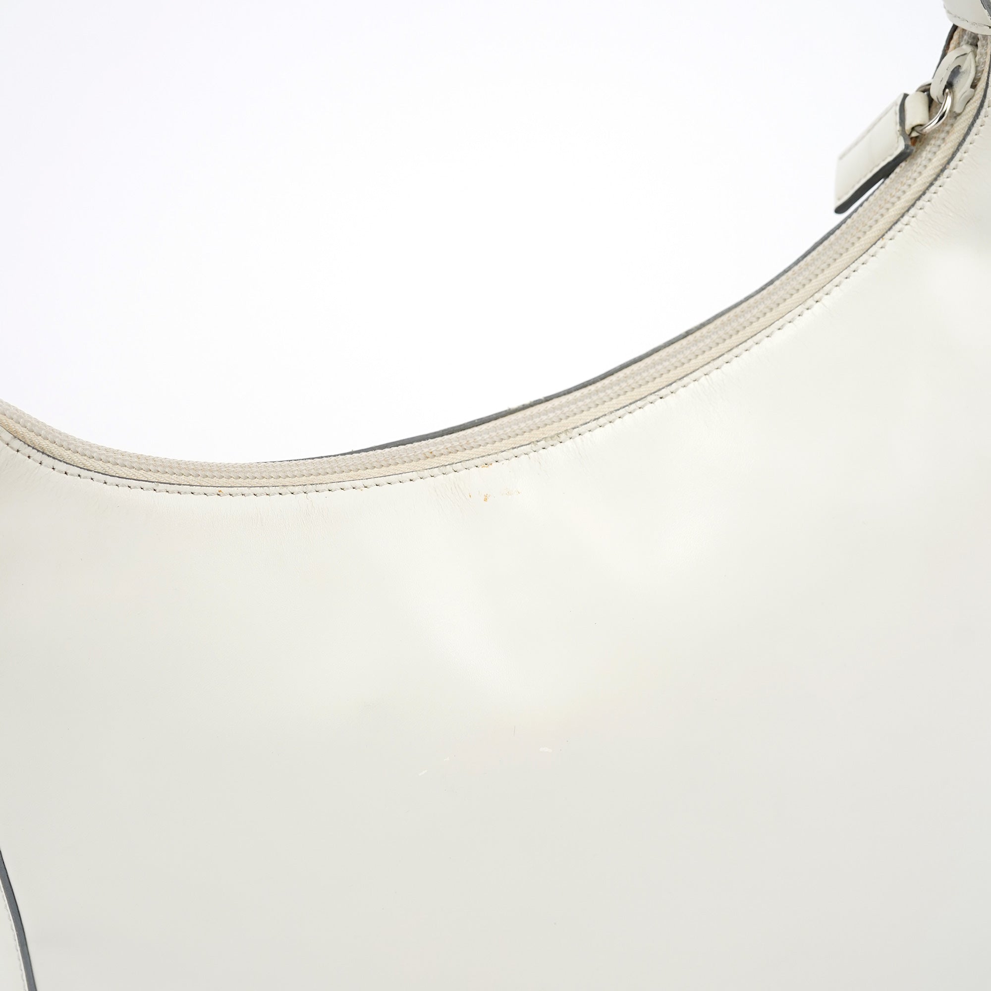 Prada 1998 Sac porté épaule Vitello Metal de la campagne en cuir de veau blanc