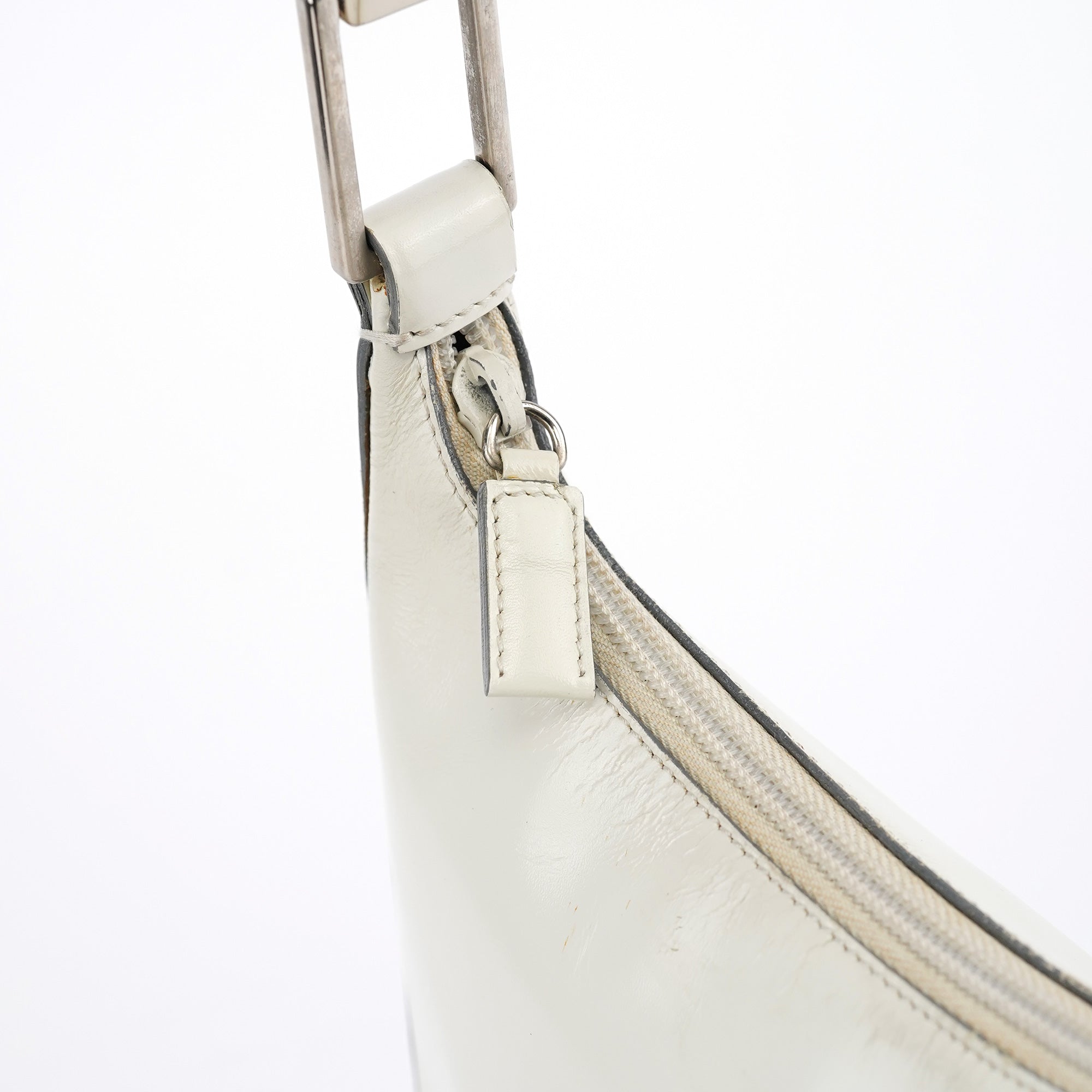 Prada 1998 Sac porté épaule Vitello Metal de la campagne en cuir de veau blanc