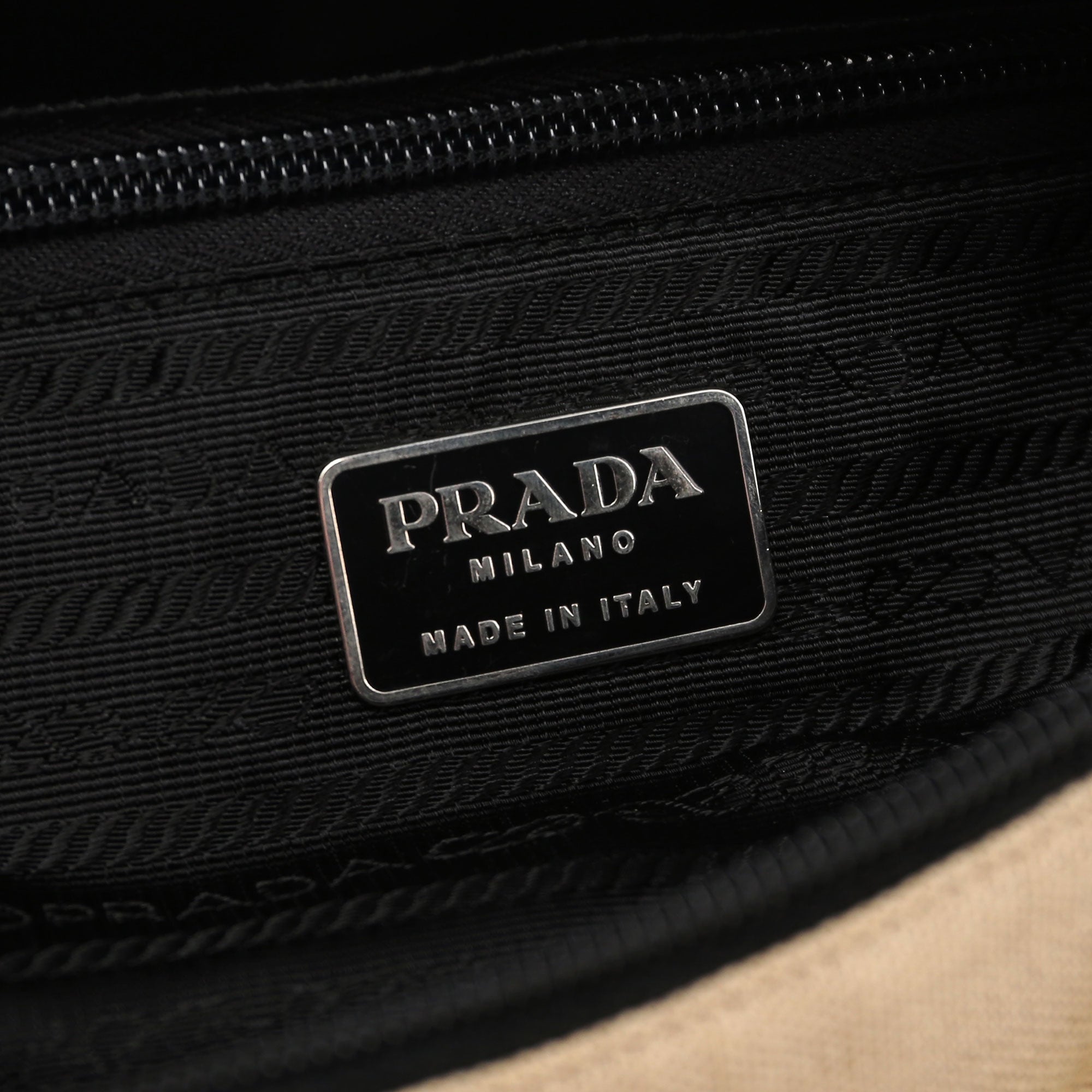 Prada 1999 Sac à poignée en métal et toile