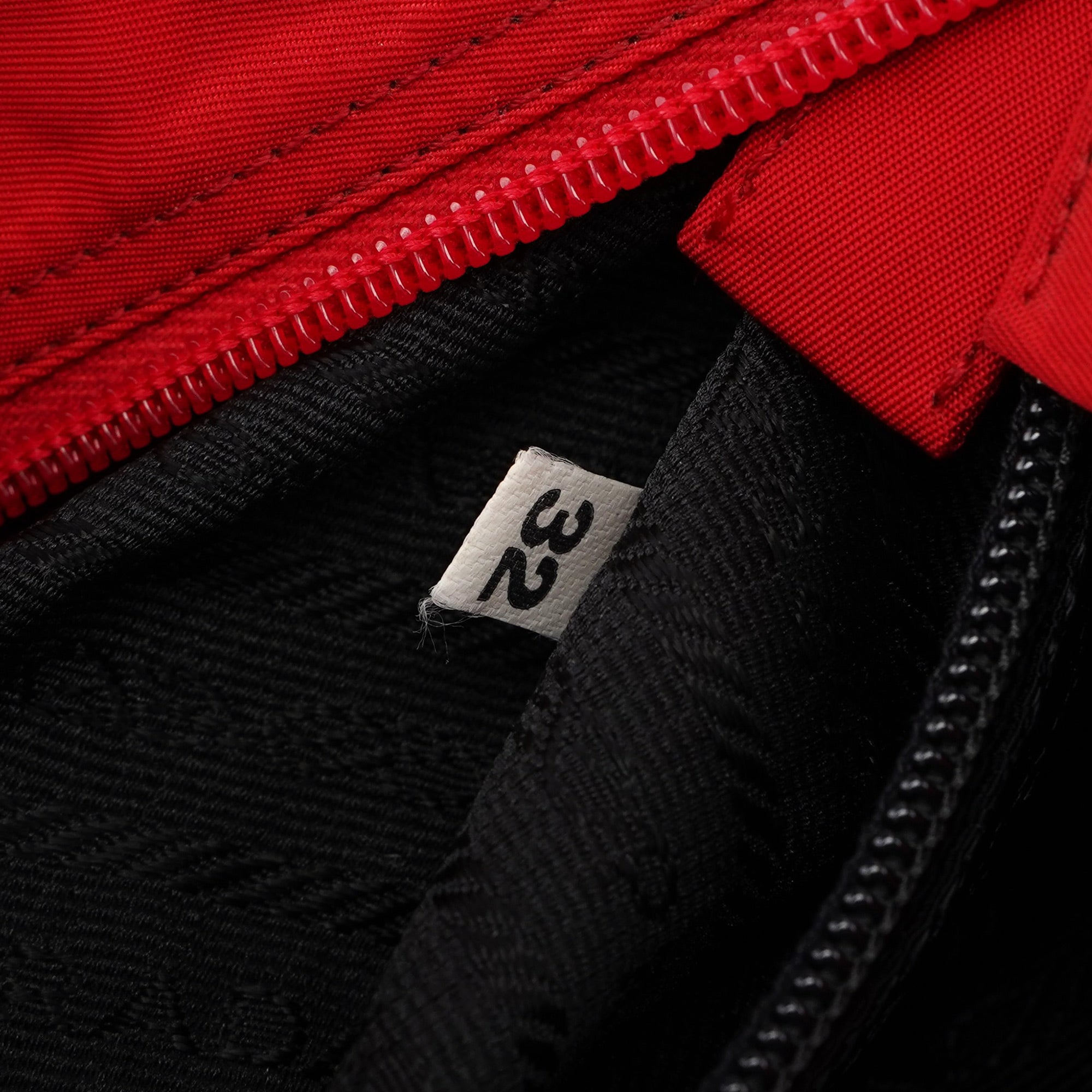 Prada B2513 Sac cabas Tessuto Metallo rouge