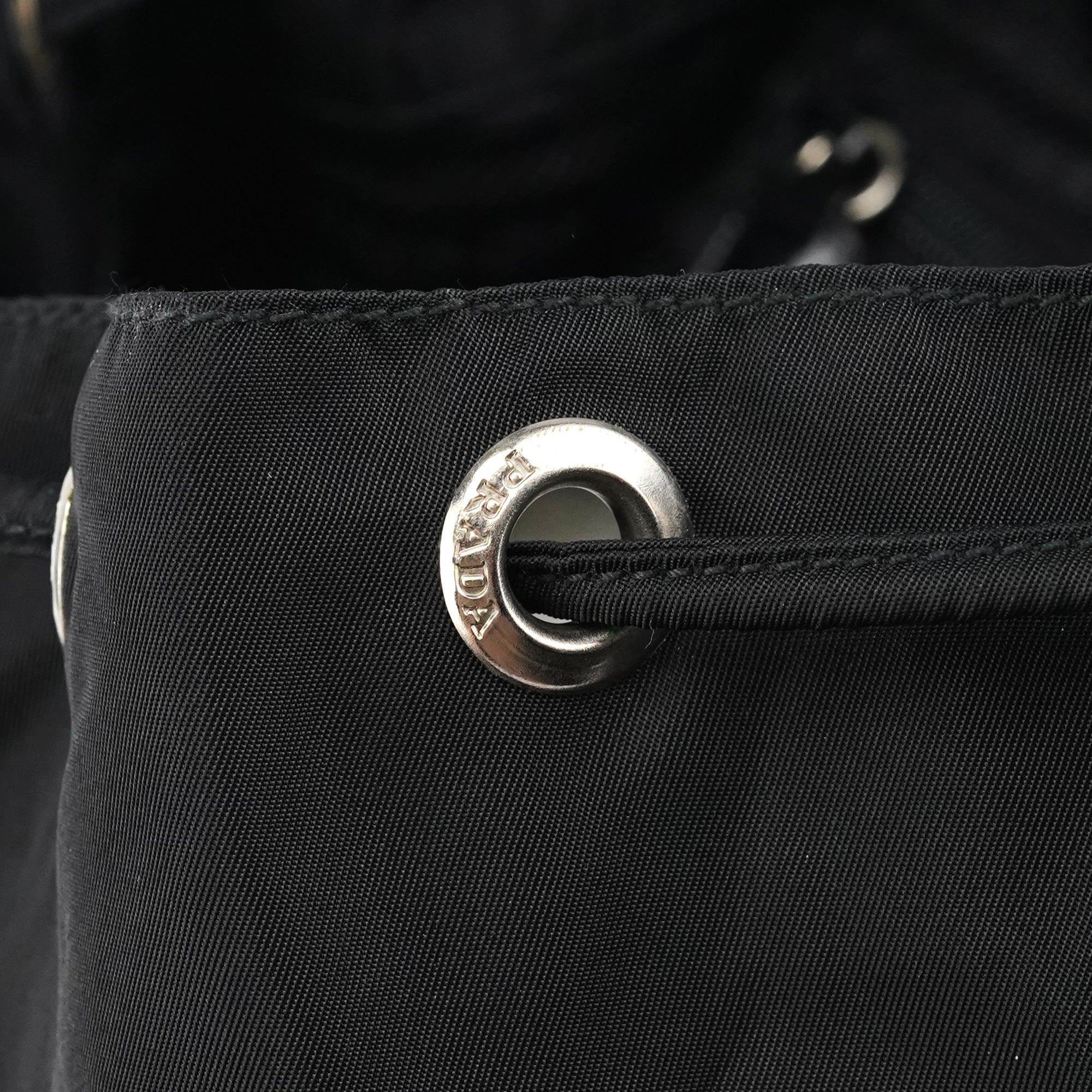 Prada B2811F Sac à dos Tessuto Vela en nylon noir