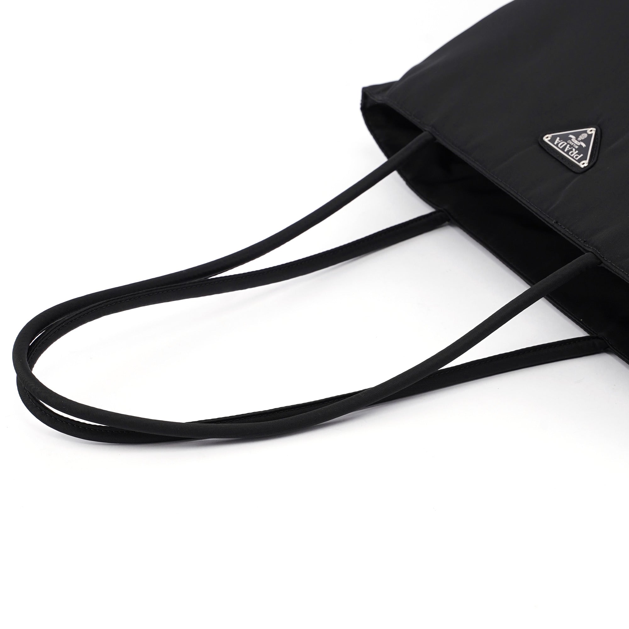 Prada B4681 Tessuto City Tote aus schwarzem Nylon