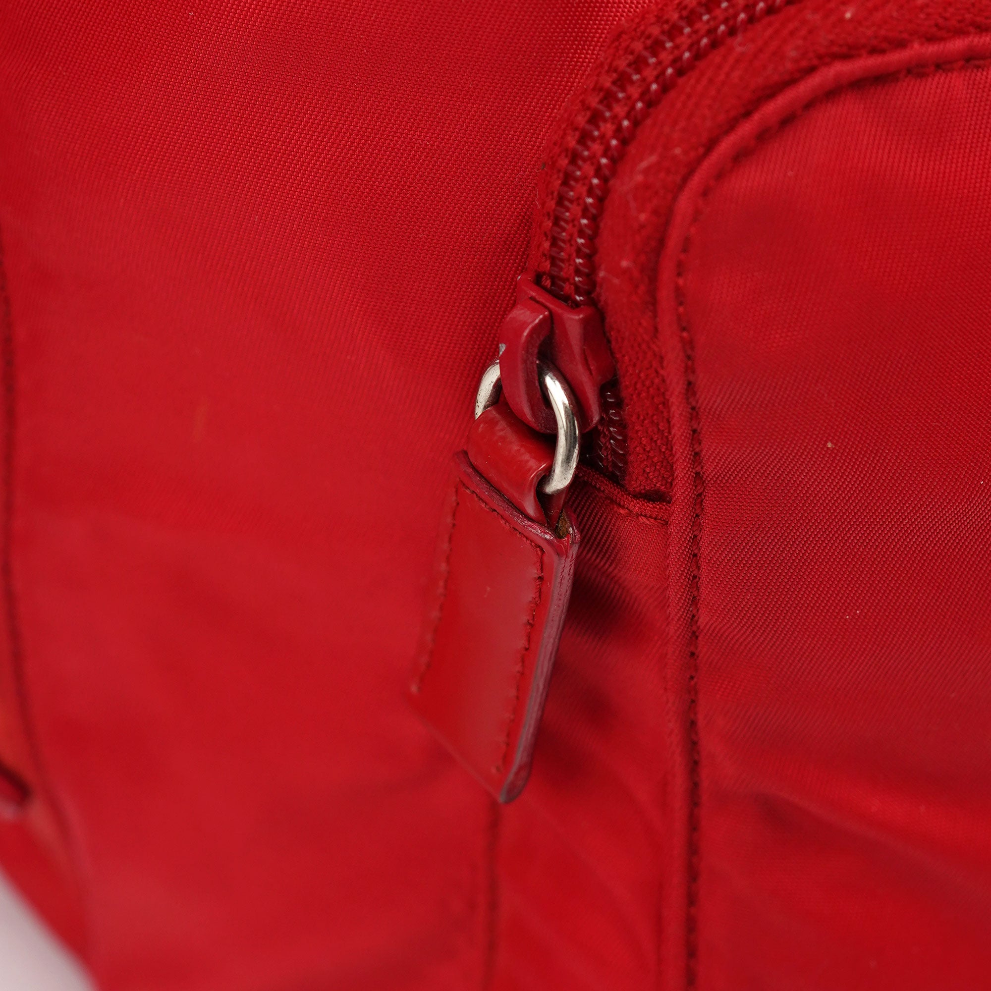 Prada B5885 Tessuto Vela Rucksack in Rot