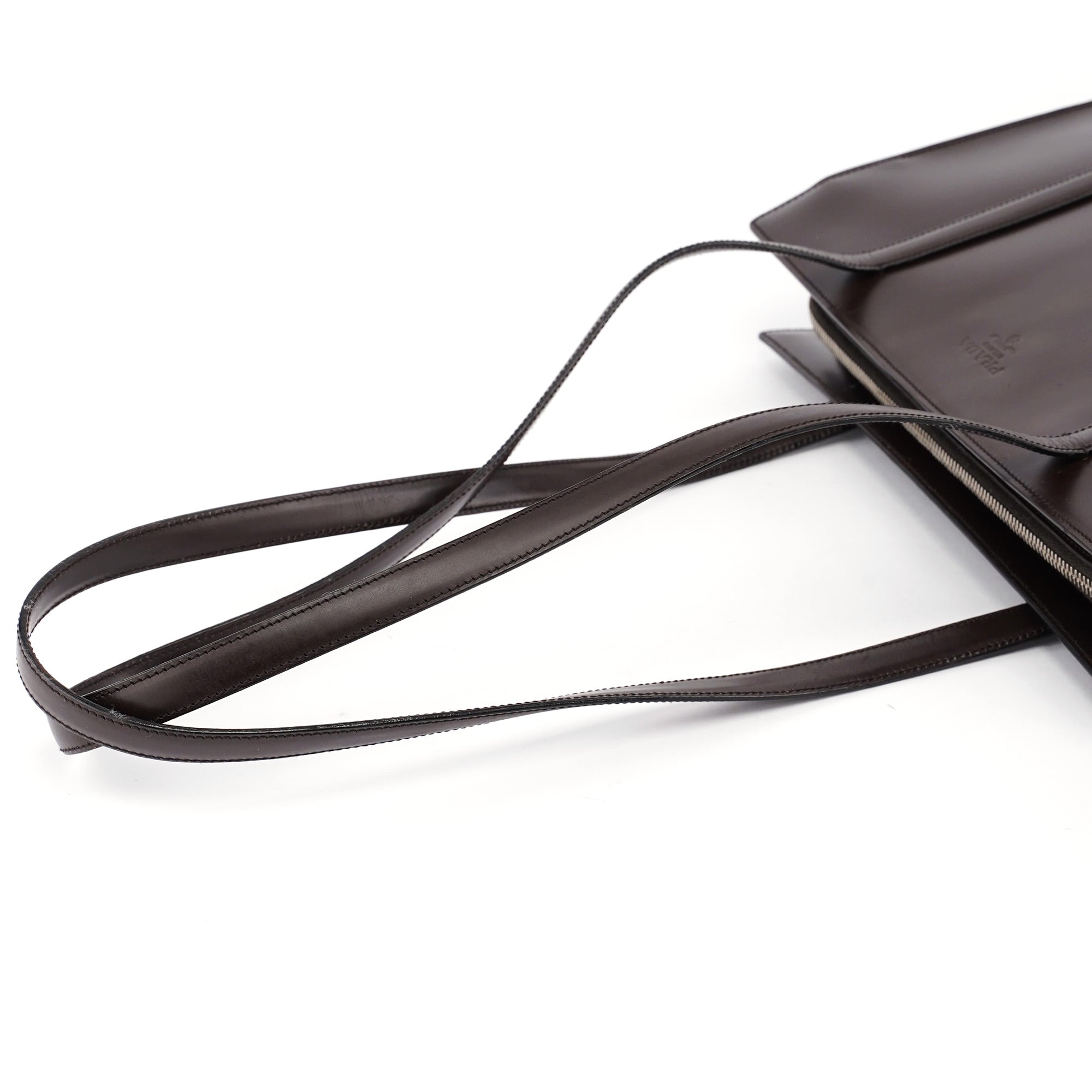 Prada B6010 Spazzolato Tote Bag aus braunem Lackleder