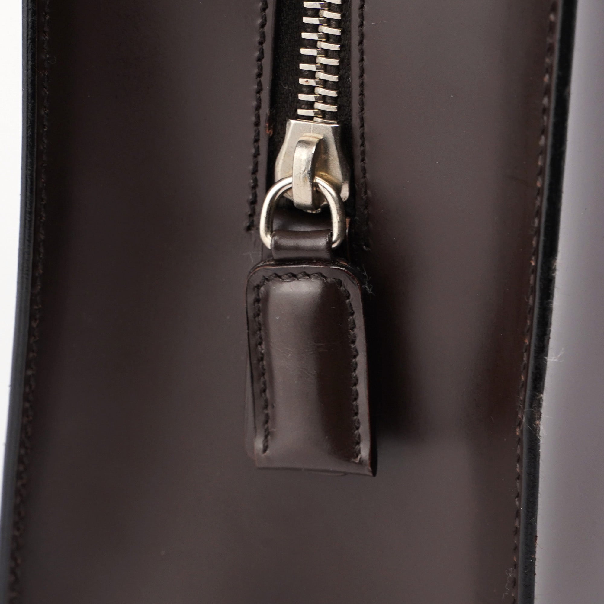 Prada B6010 Spazzolato Tote Bag aus braunem Lackleder