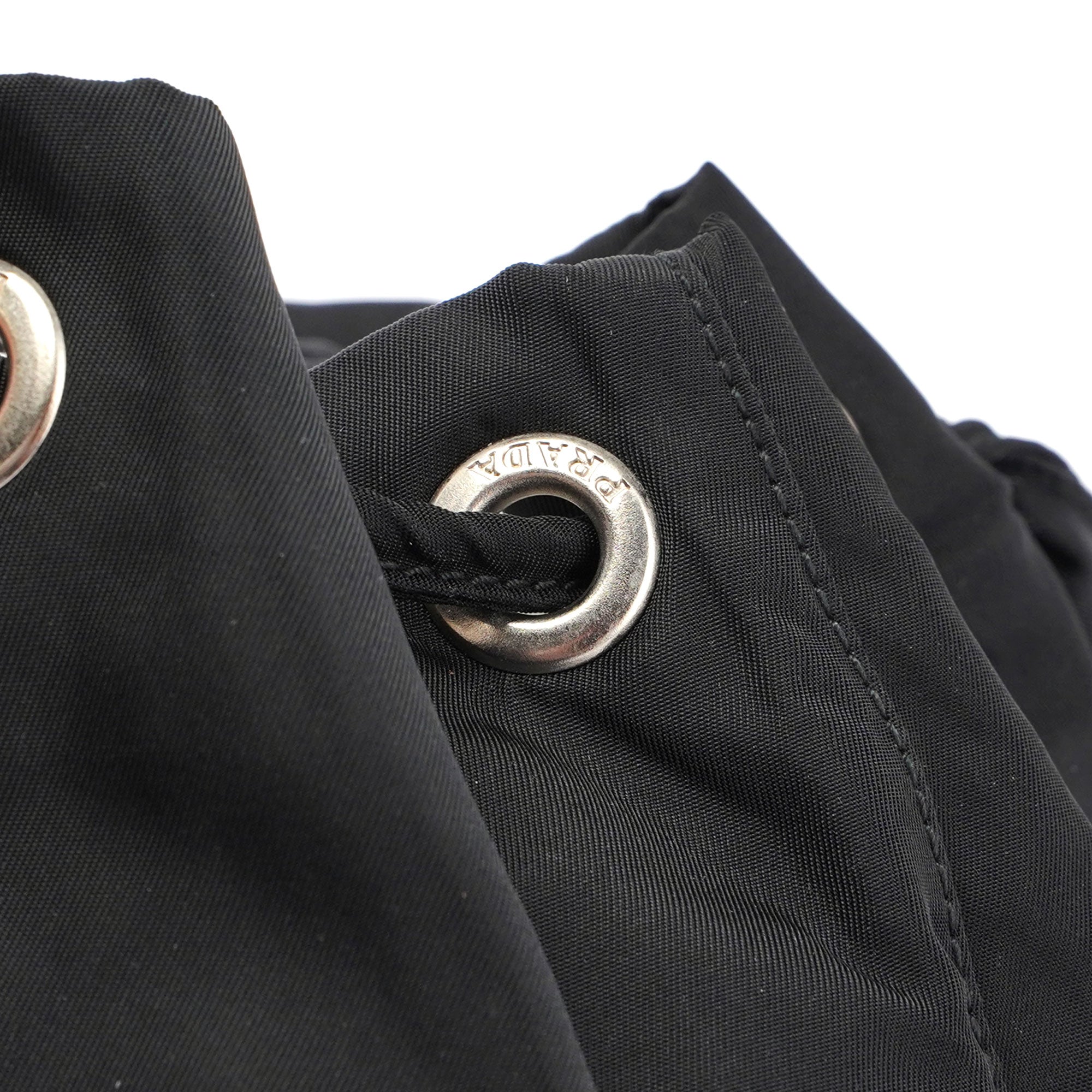 Prada B6677 Rucksack aus schwarzem Nylon
