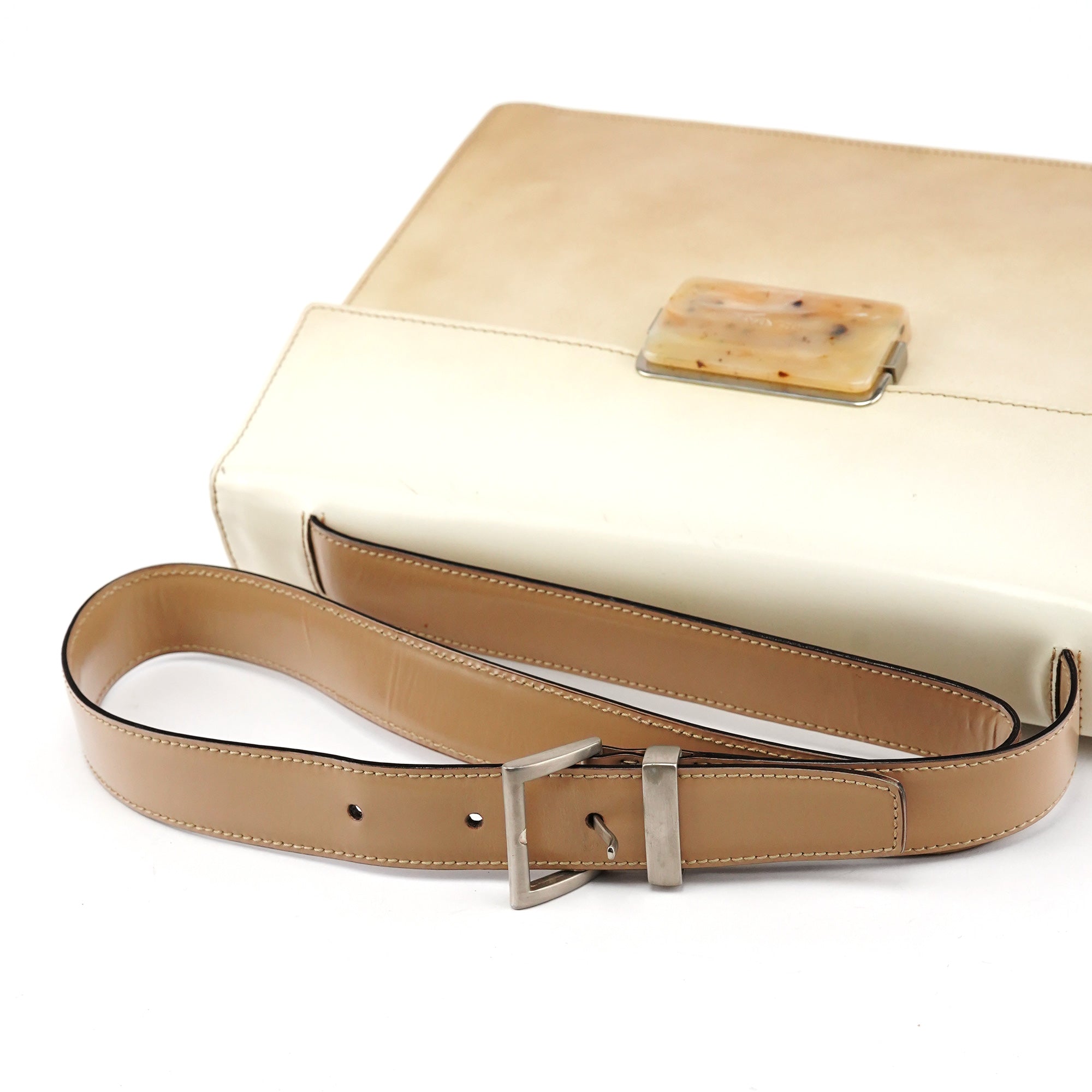 Prada B7300 Sac bandoulière Spazzolato en cuir verni beige