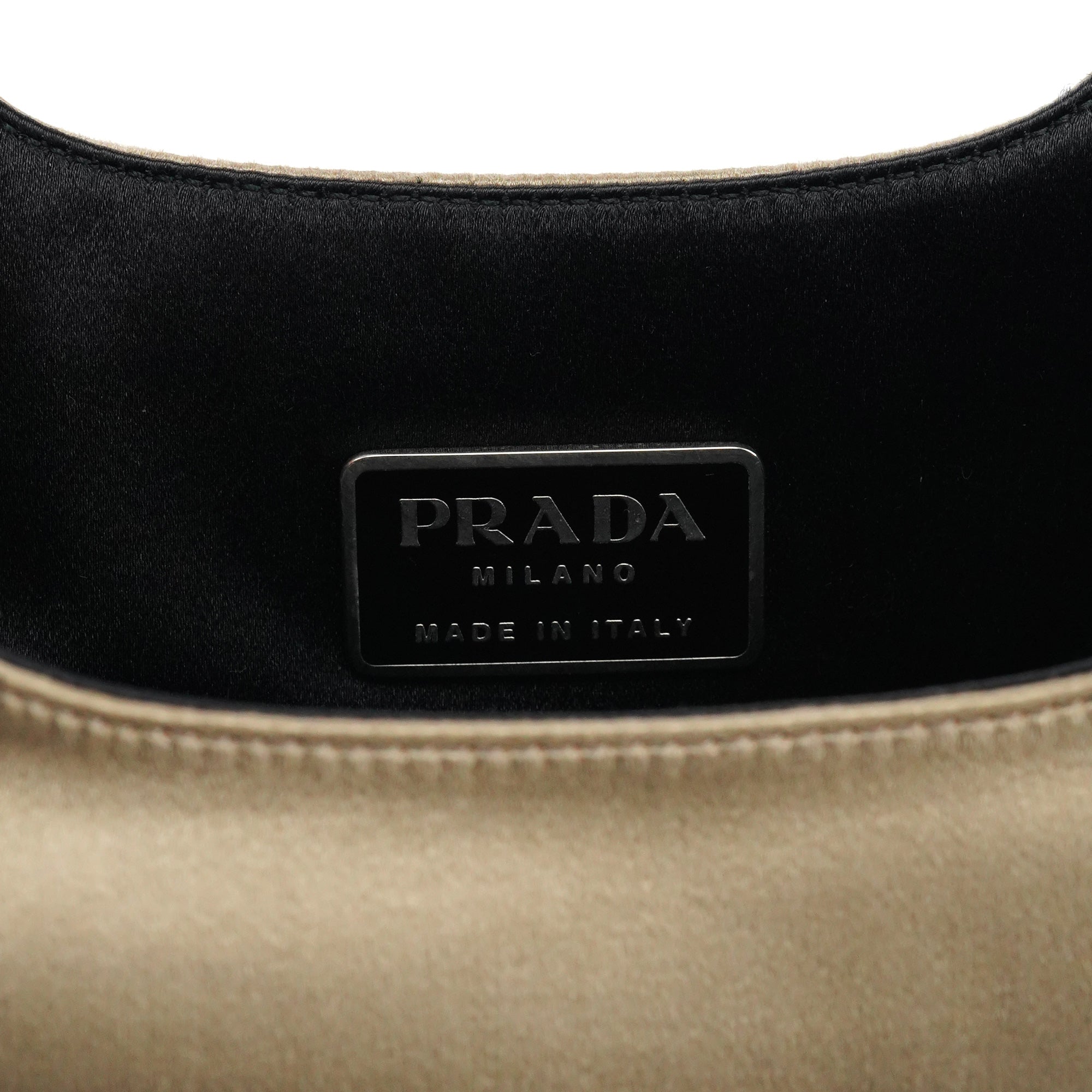 Prada B8572 Sac cabas Raso Plex en satin beige et plastique