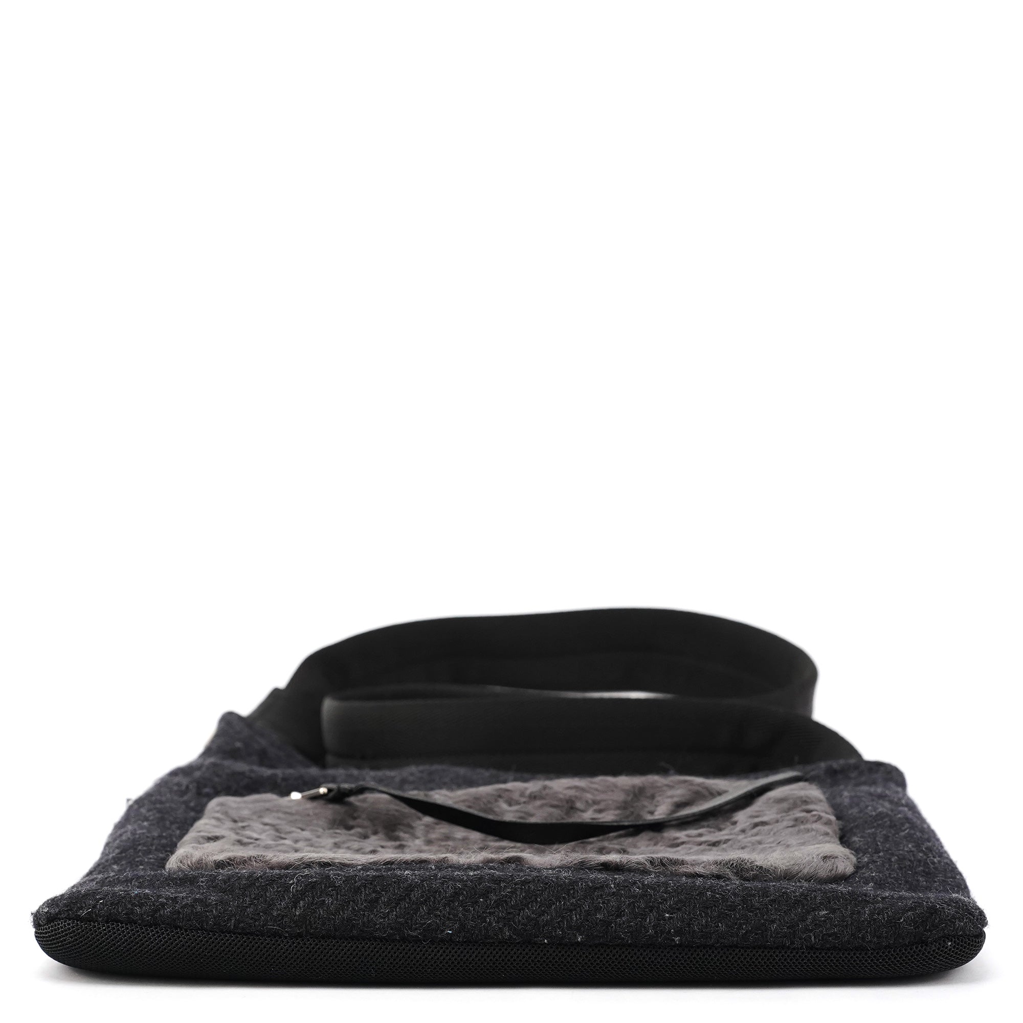 Prada B9479 Borsa a tracolla in lana Shetland antracite e astrakan