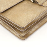 Prada Sac porté épaule à boucle en cuir de lama beige