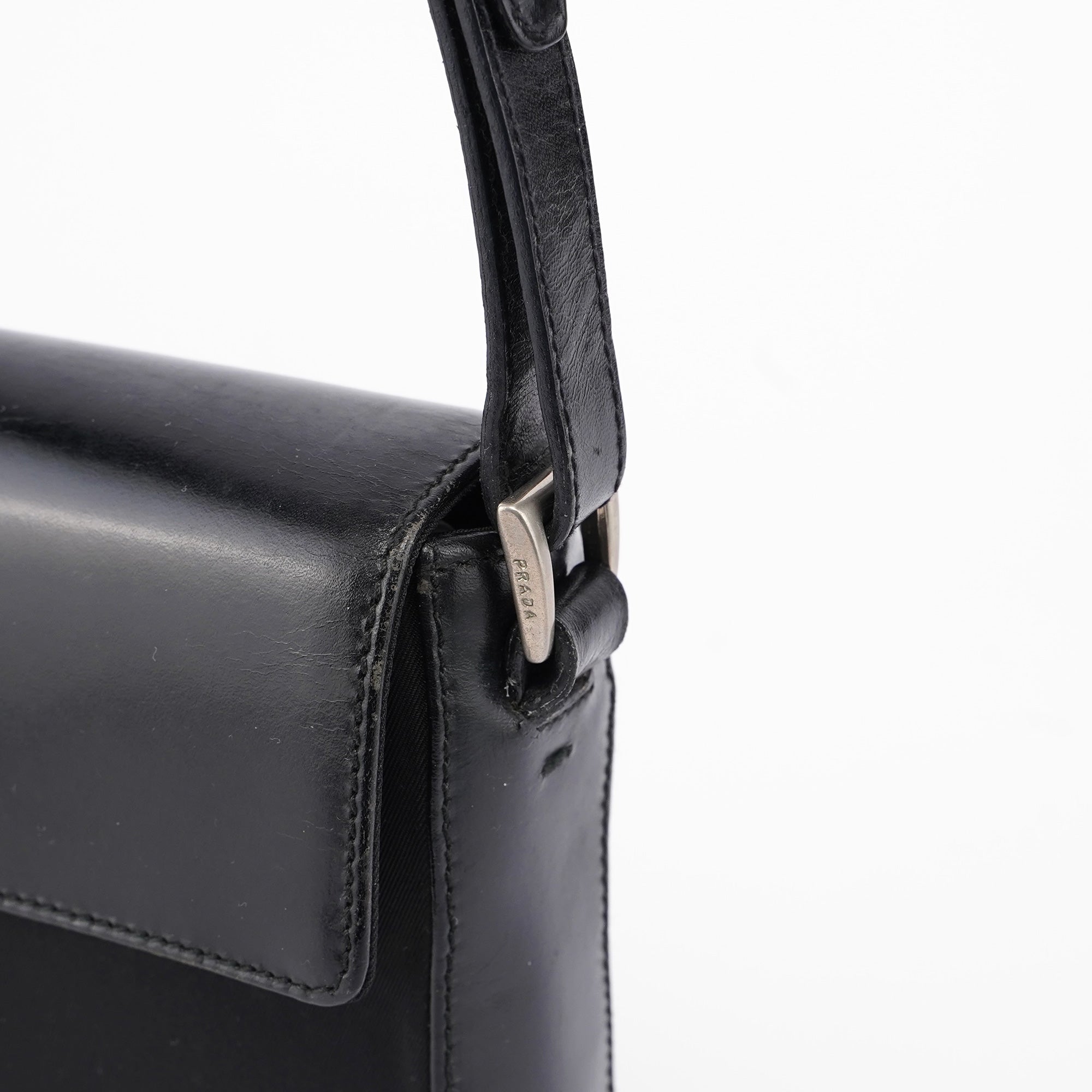 Prada Sac porté épaule à boucle noir