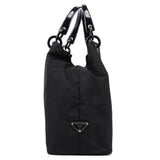 Prada Sac en nylon noir à anses en plastique