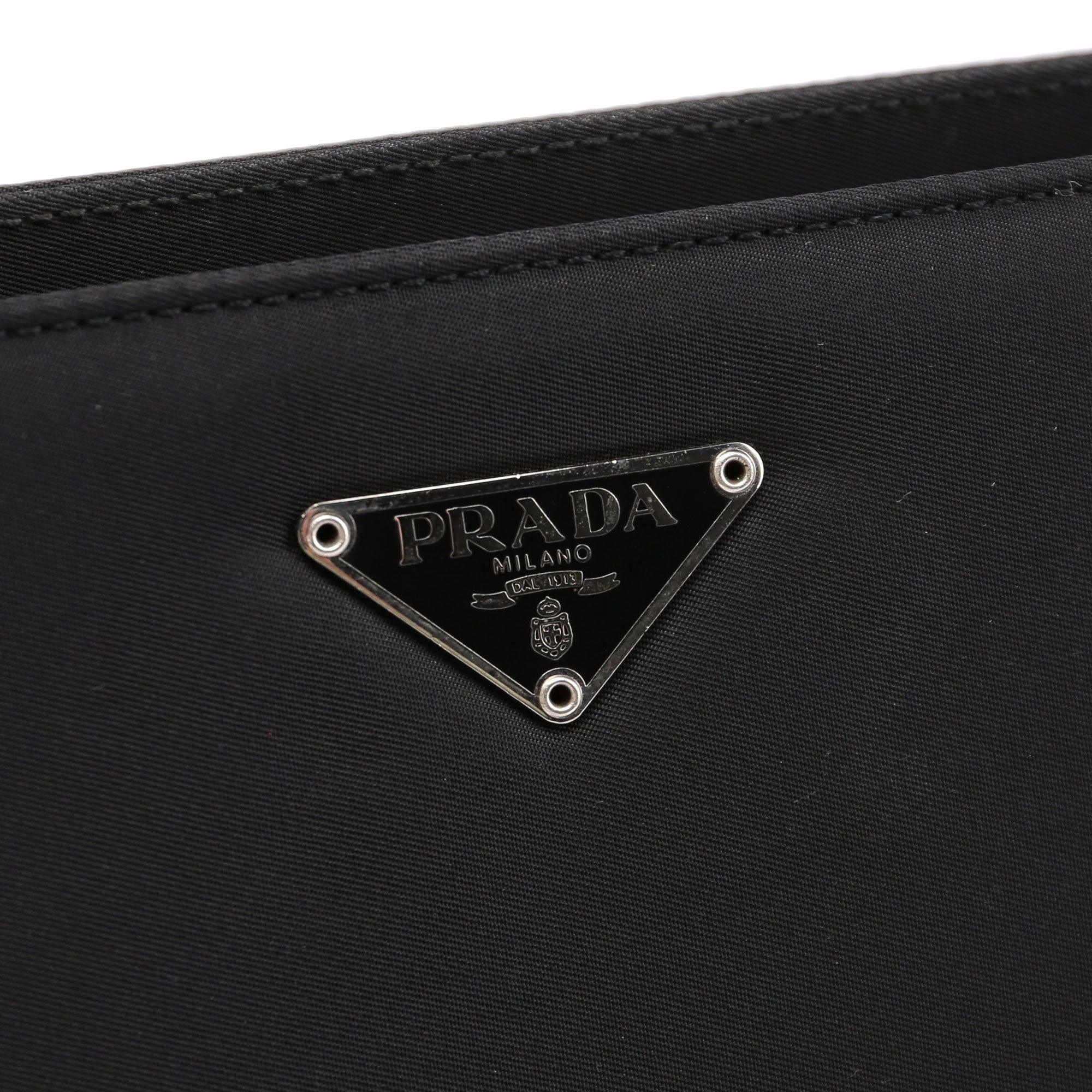 Prada Sac porté épaule Tessuto Chic en nylon noir