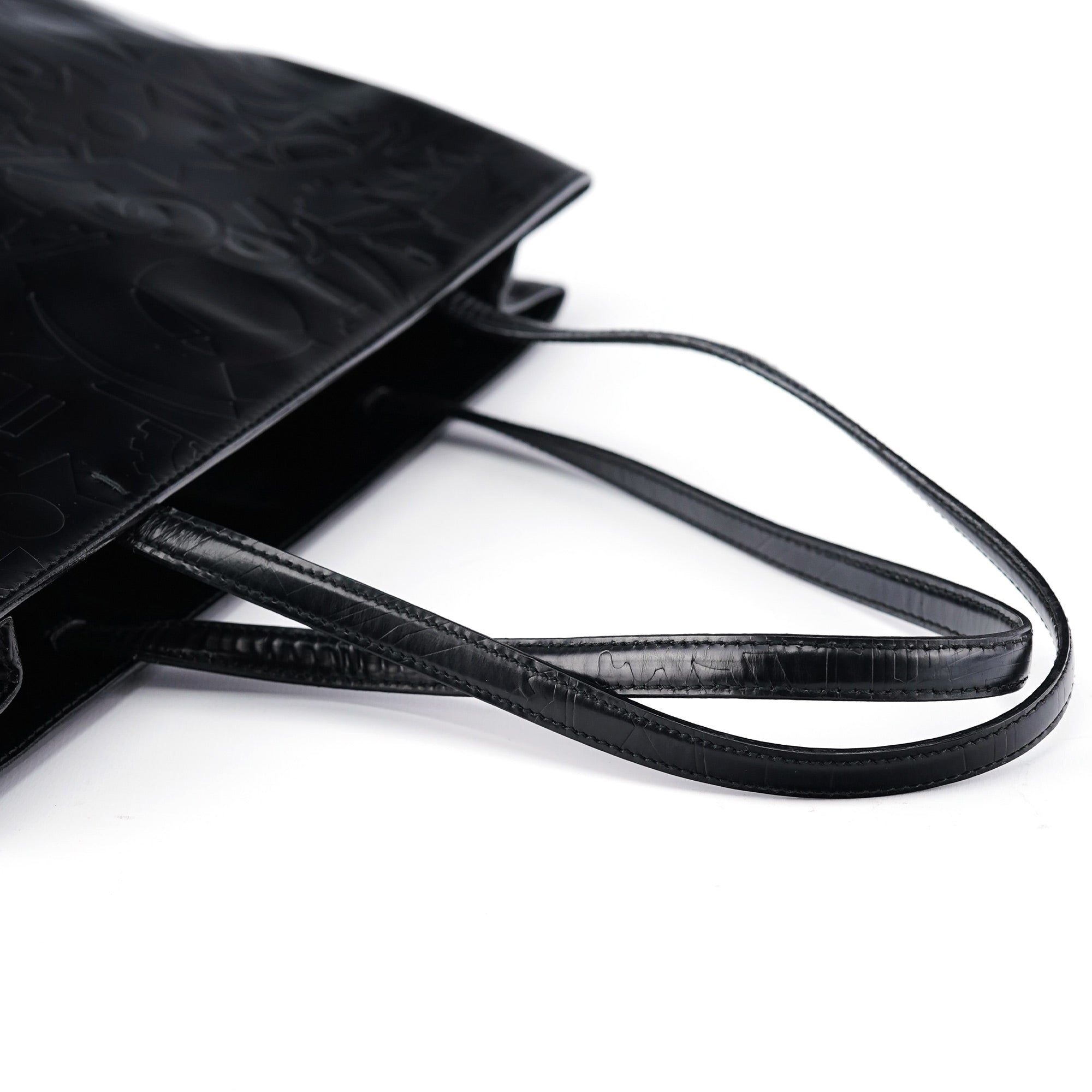 Prada Sac cabas Spazzolato en cuir verni noir embossé
