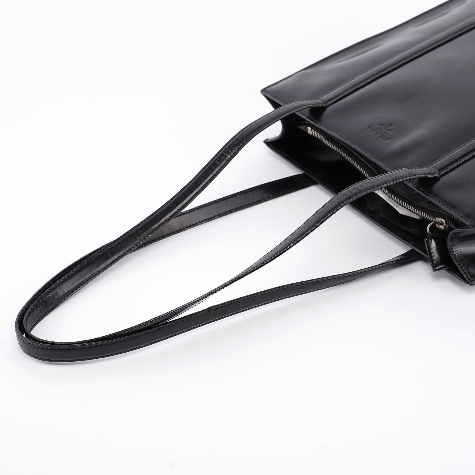 Prada Sac cabas Spazzolato en cuir verni noir