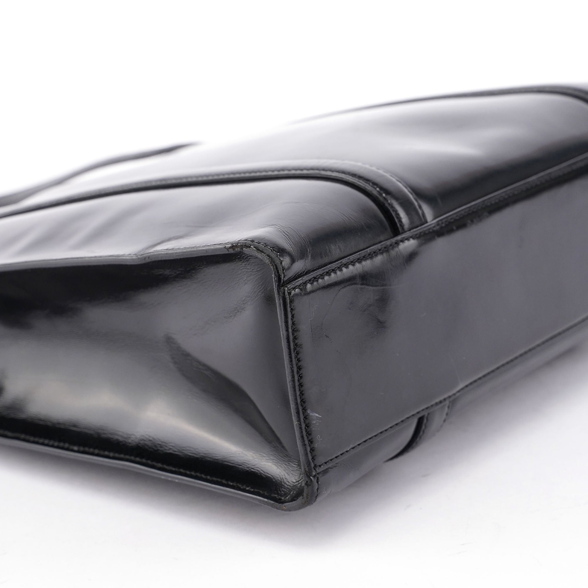 Prada Spazzolato Tote Bag aus schwarzem Lackleder