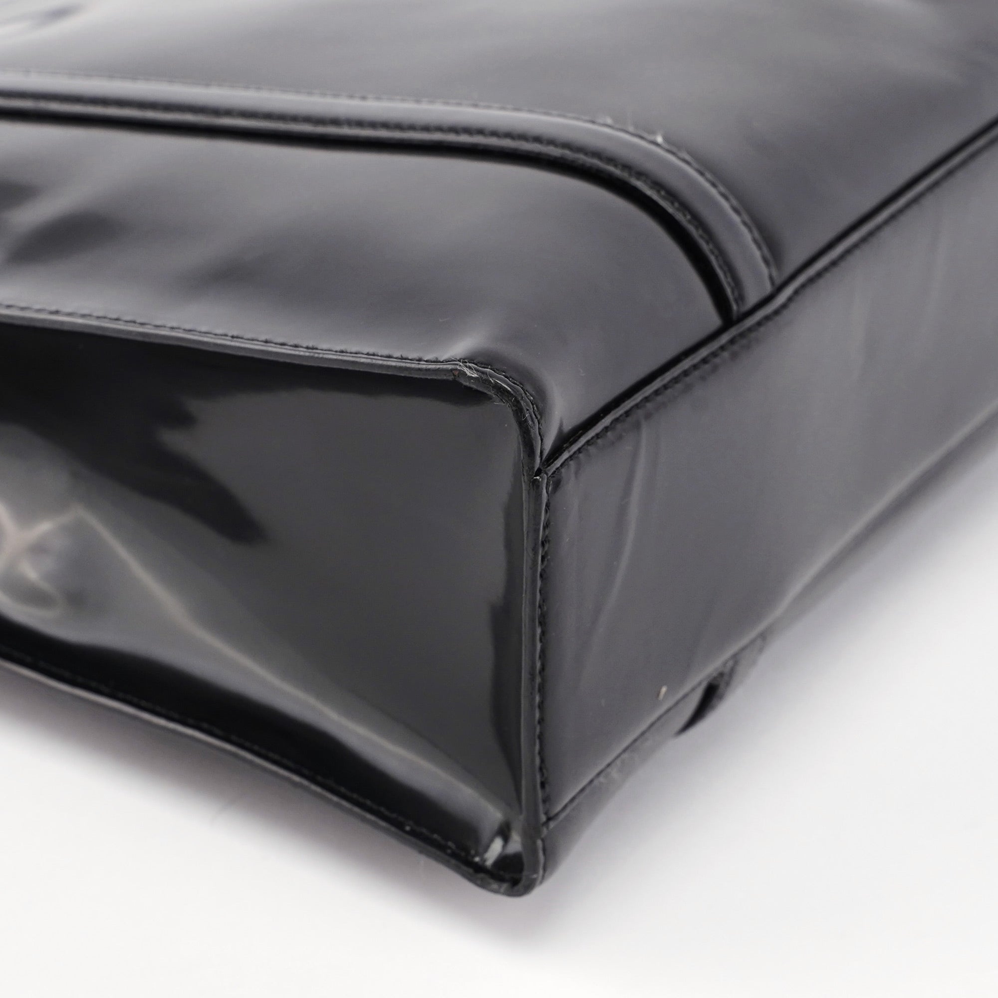 Prada Sac cabas Spazzolato en cuir verni noir