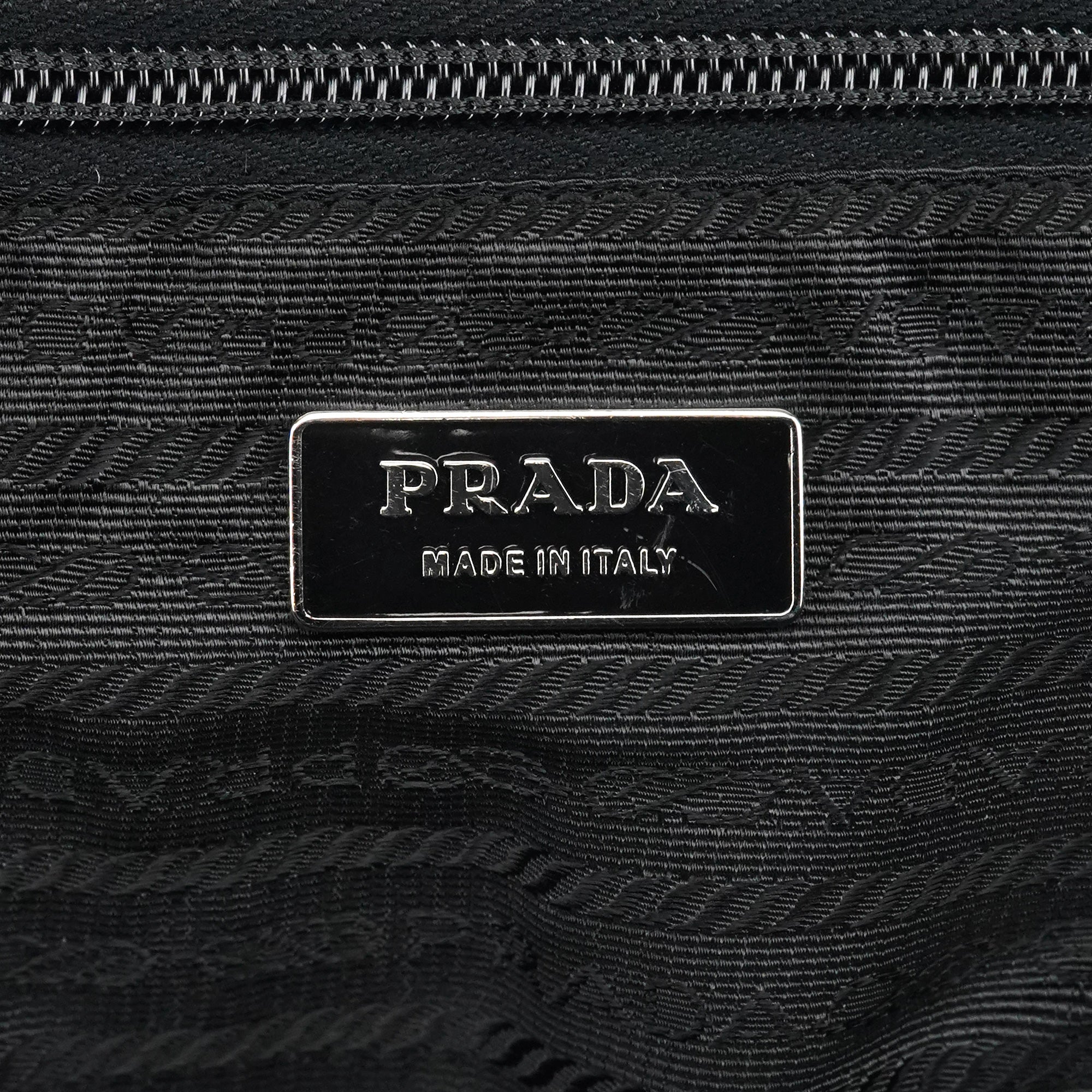 Prada Sac porté épaule Tessuto Chic en nylon noir