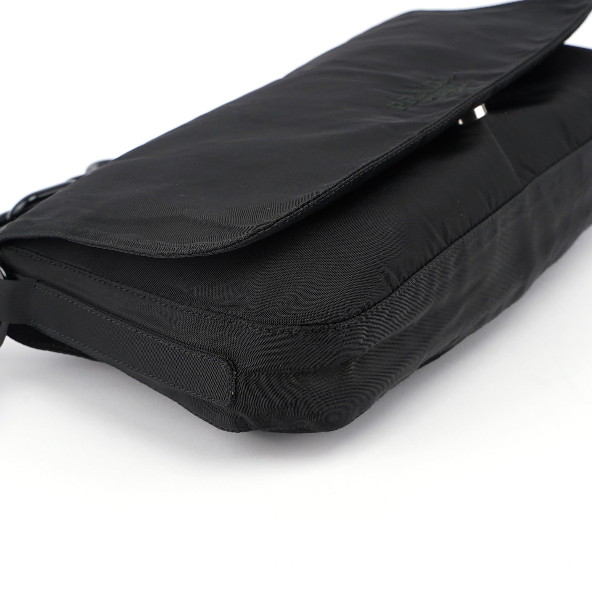 Prada Sac porté épaule Tessuto Plastic en nylon noir