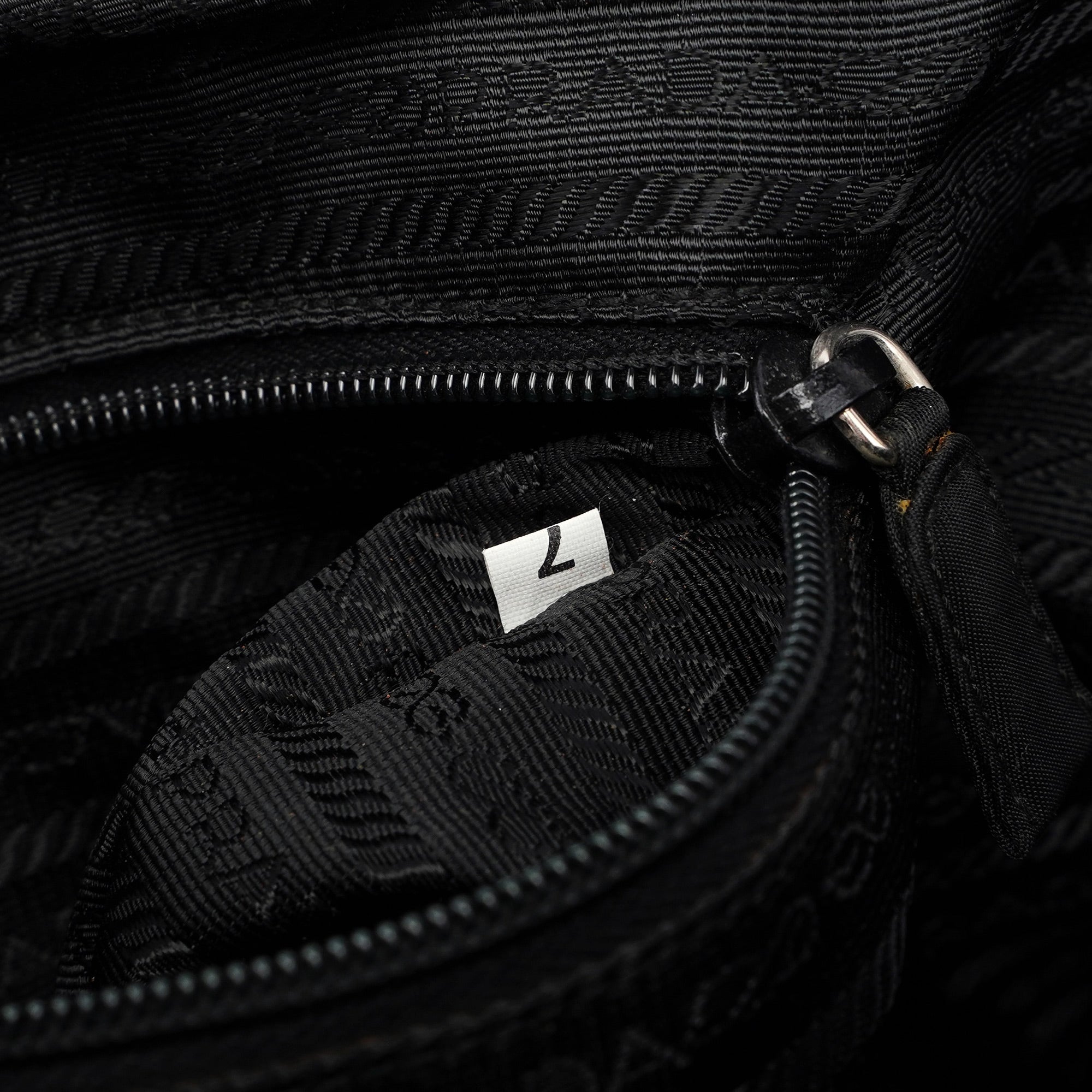 Prada Sac cabas Tessuto Spazzolato en nylon noir