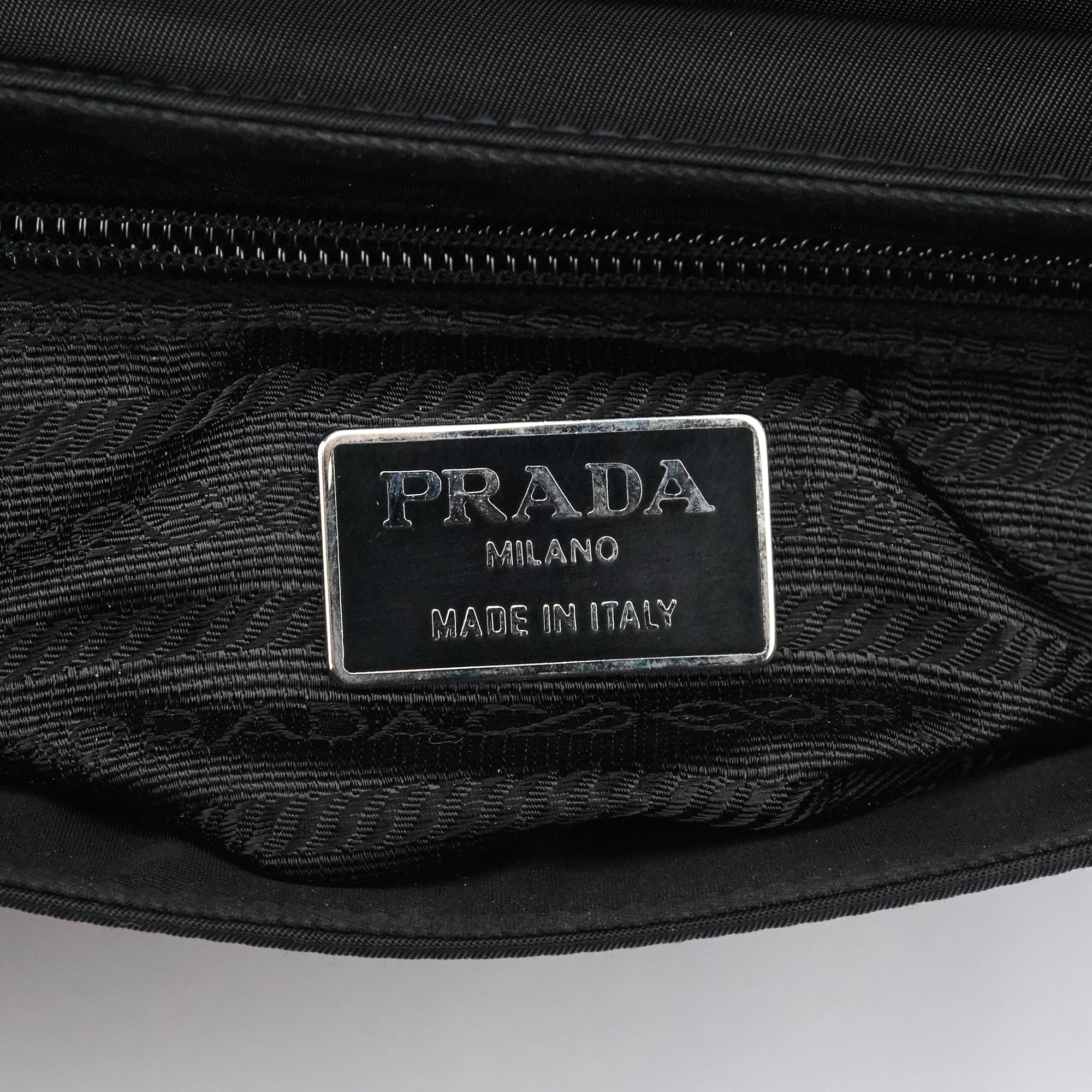 Prada Sac à poignée Tessuto Vitello noir