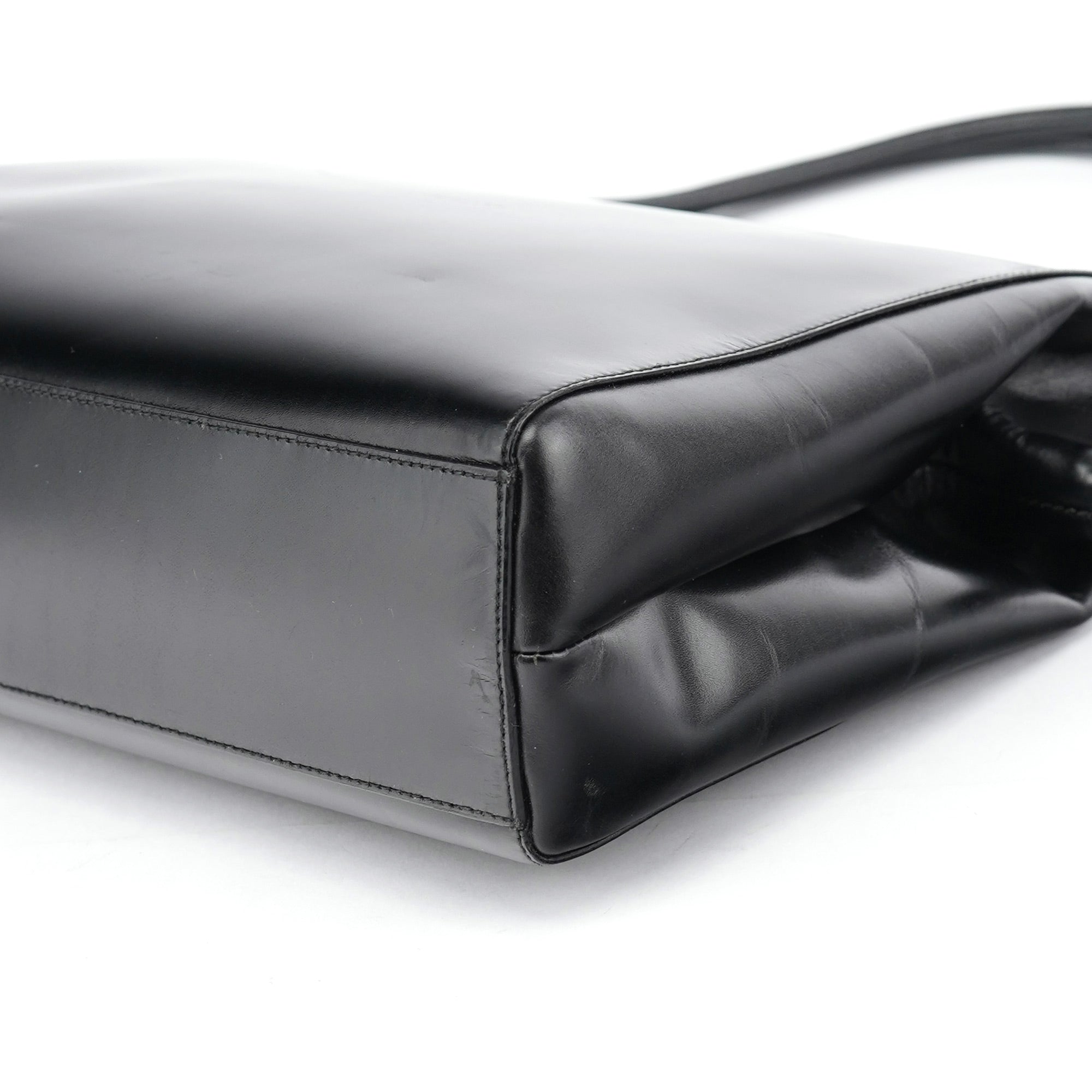 Prada Sac porté épaule Vitello Chic en cuir de veau noir